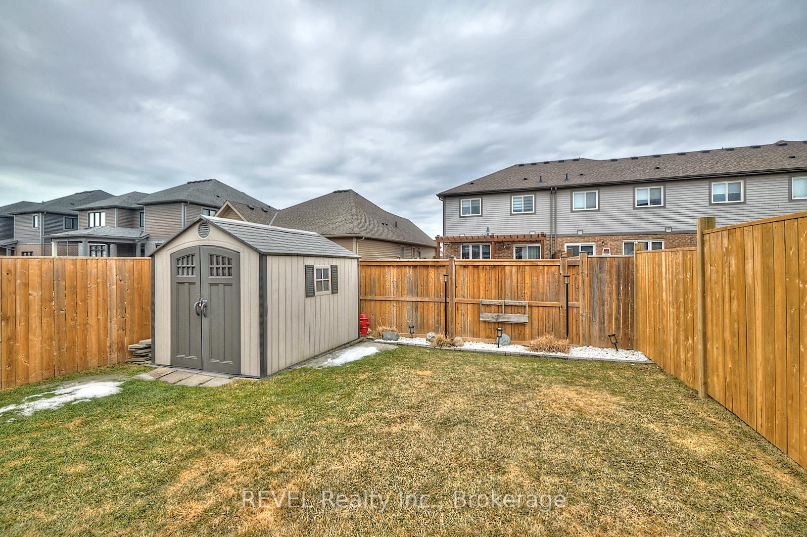 Photo 35 of 91 Roselawn Crescent, Welland, Coyle Creek — HOMEH