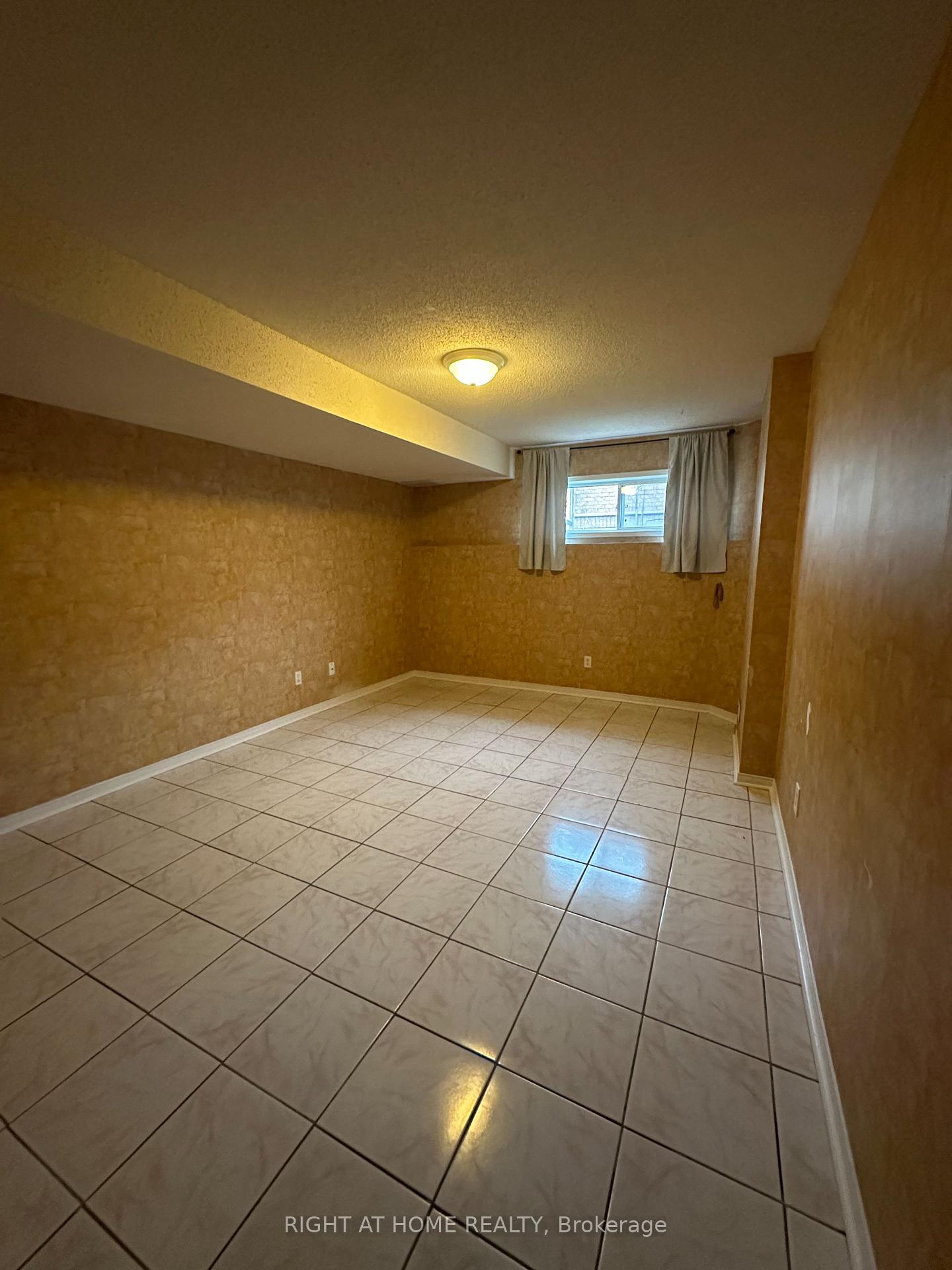 Photo 19 of 103 Forest Run Boulevard, Vaughan, Patterson — HOMEH