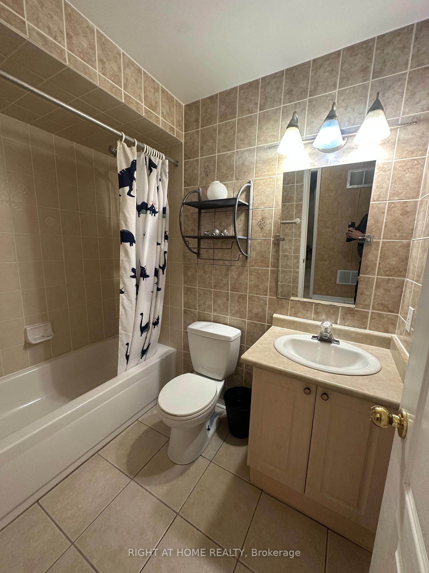 Photo 20 of 103 Forest Run Boulevard, Vaughan, Patterson — HOMEH