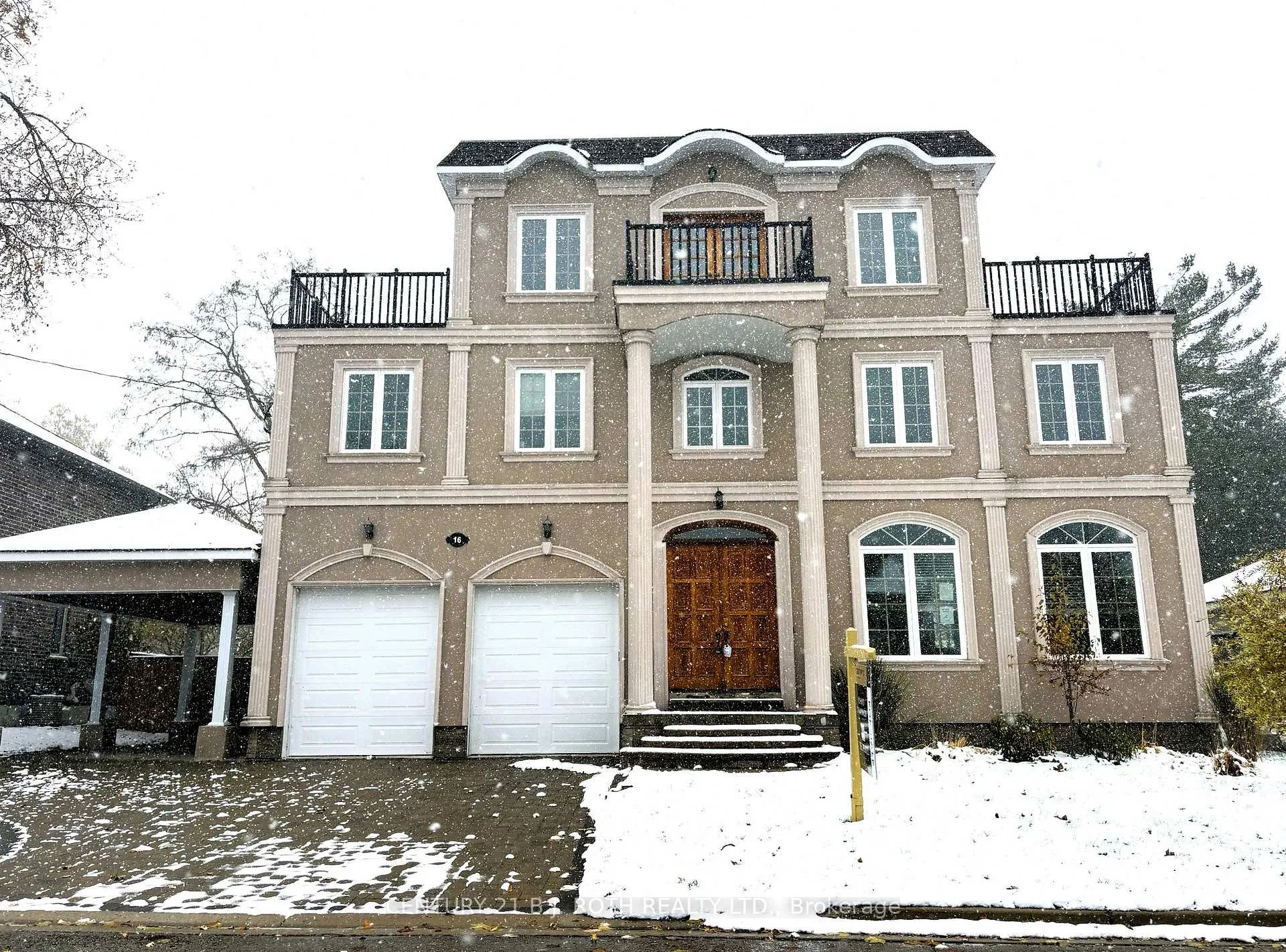 Photo 1 of 16 Gray Lane, Barrie, South Shore — HOMEH