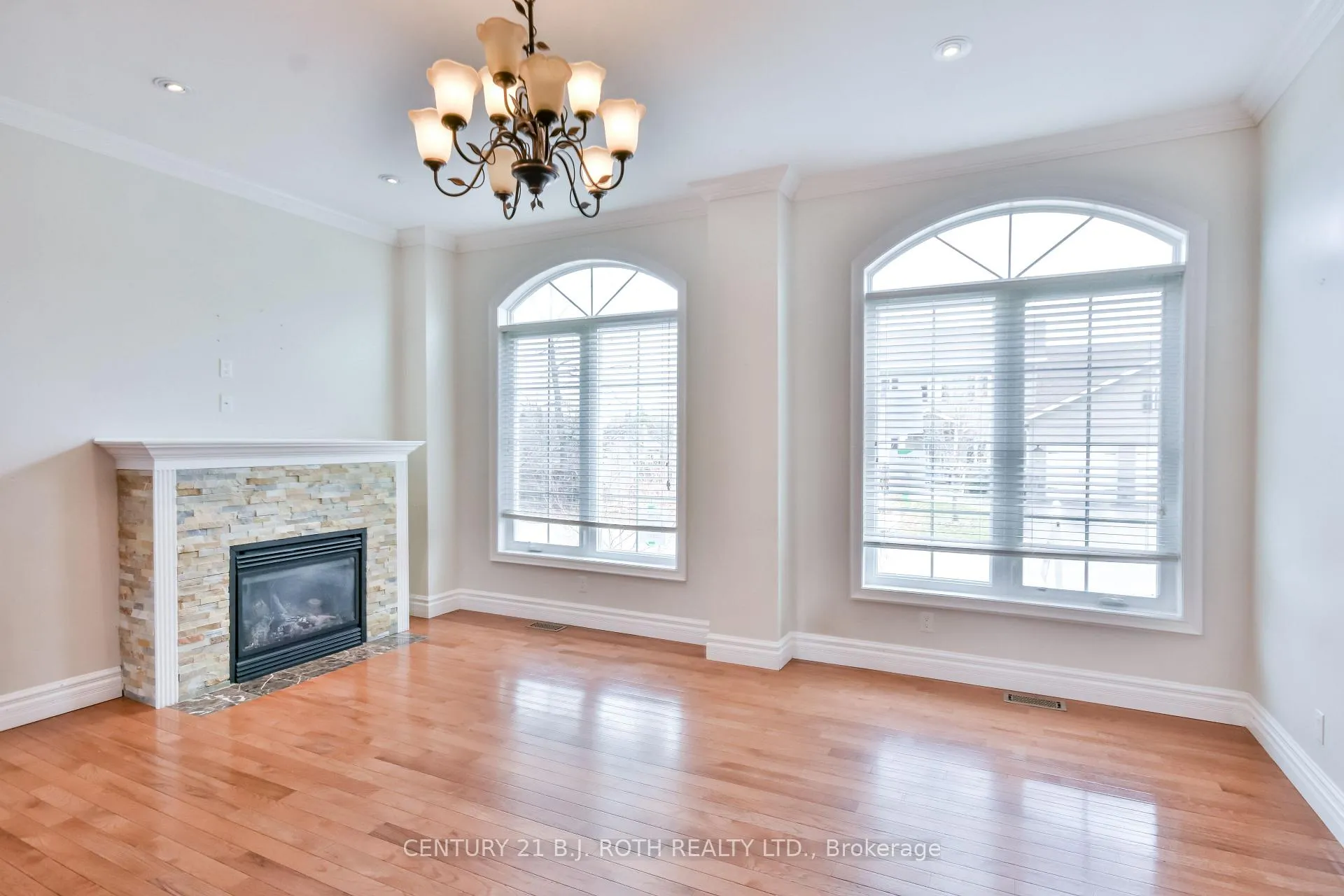 Photo 16 of 16 Gray Lane, Barrie, South Shore — HOMEH