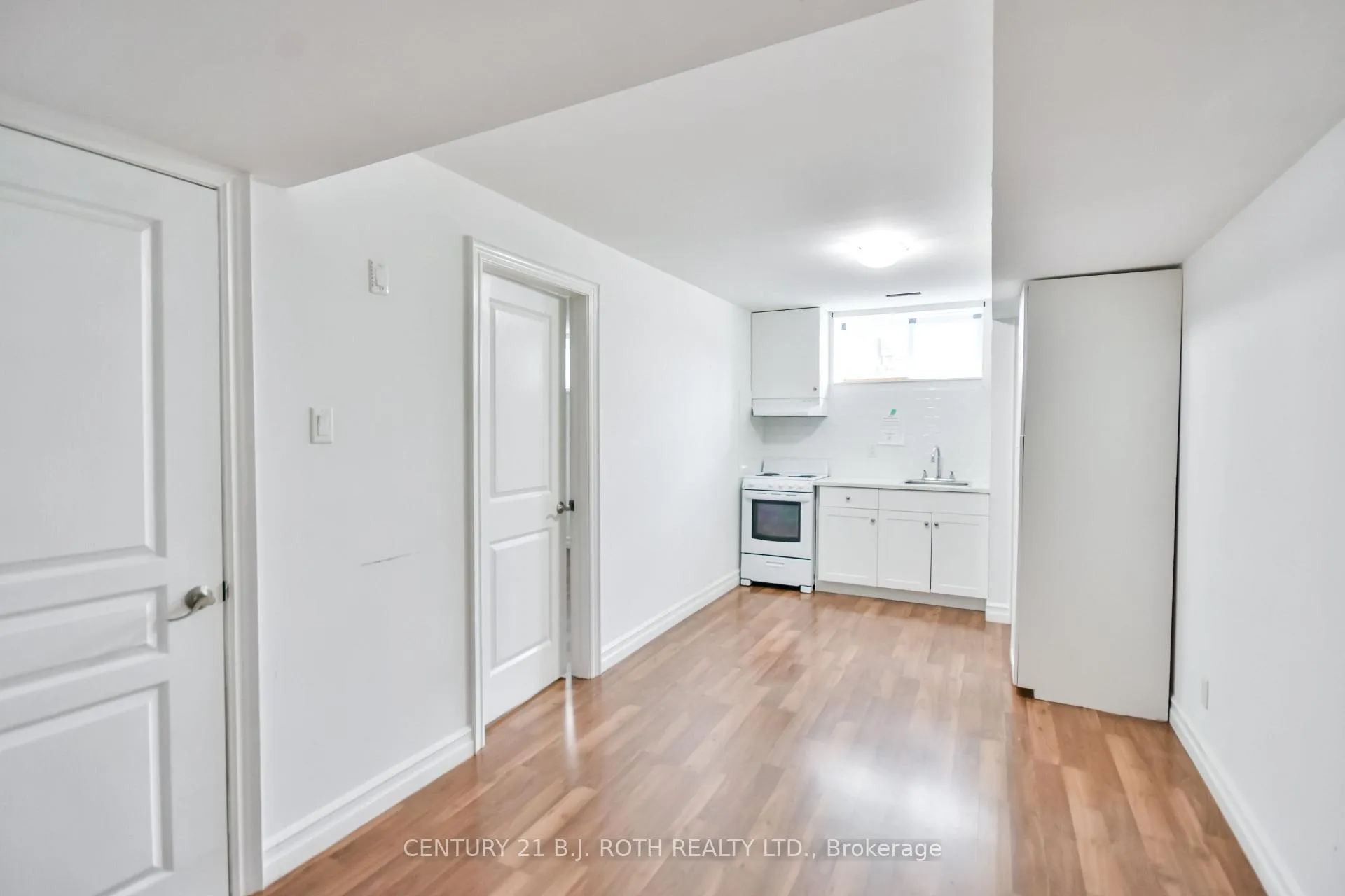 Photo 39 of 16 Gray Lane, Barrie, South Shore — HOMEH