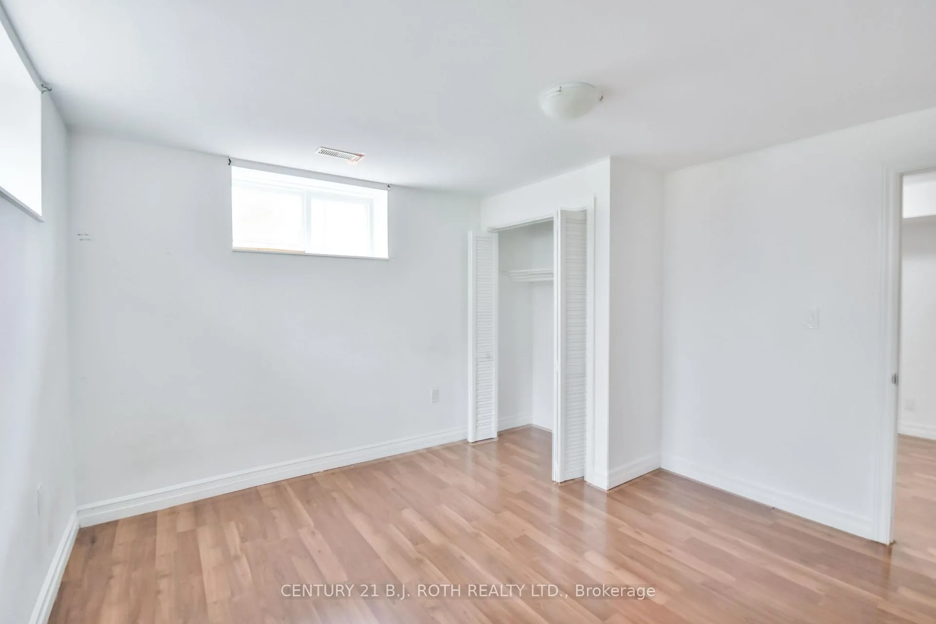 Photo 41 of 16 Gray Lane, Barrie, South Shore — HOMEH