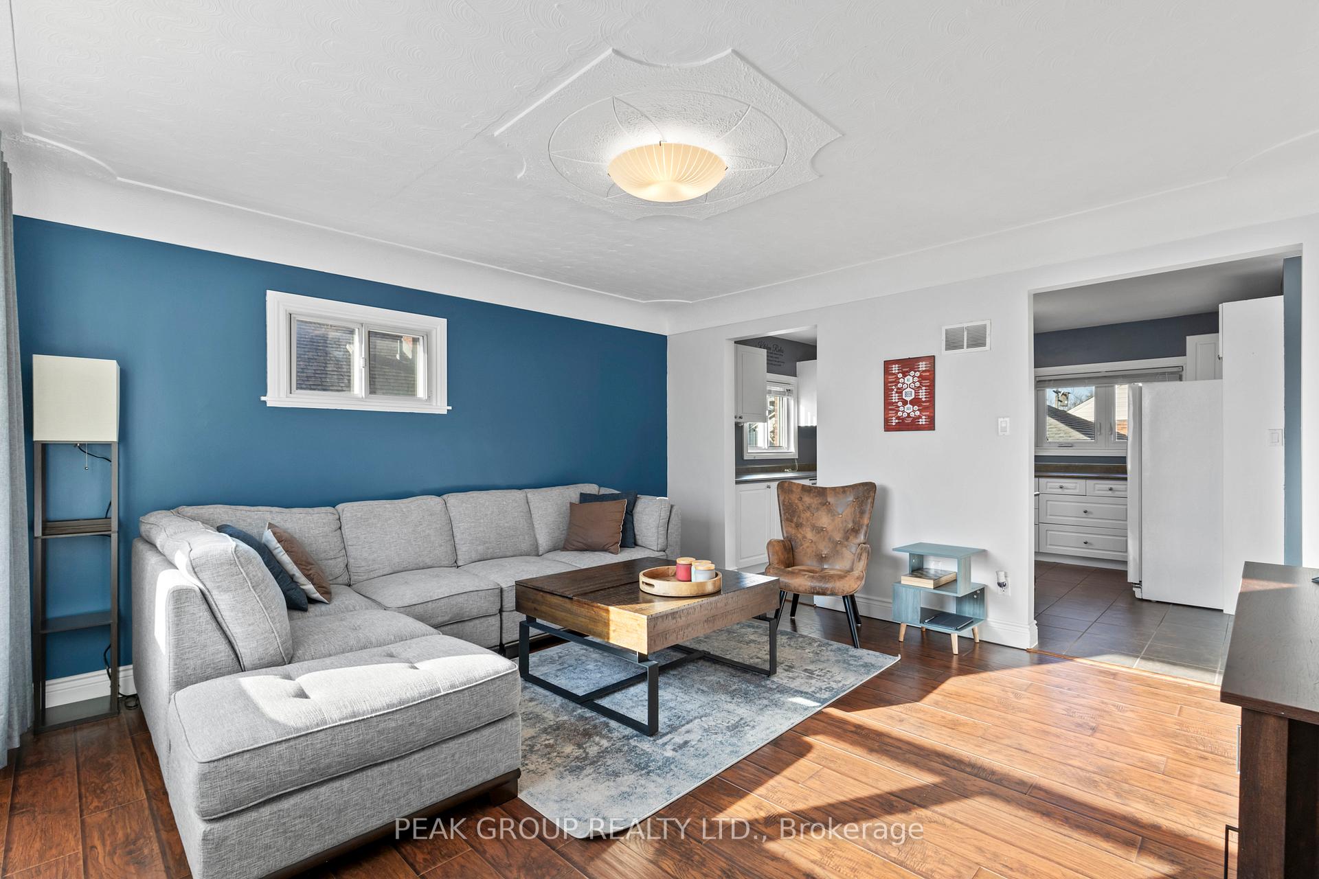 Photo 5 of 329 Scholfield Avenue S, Welland, Lincoln/Crowland — HOMEH