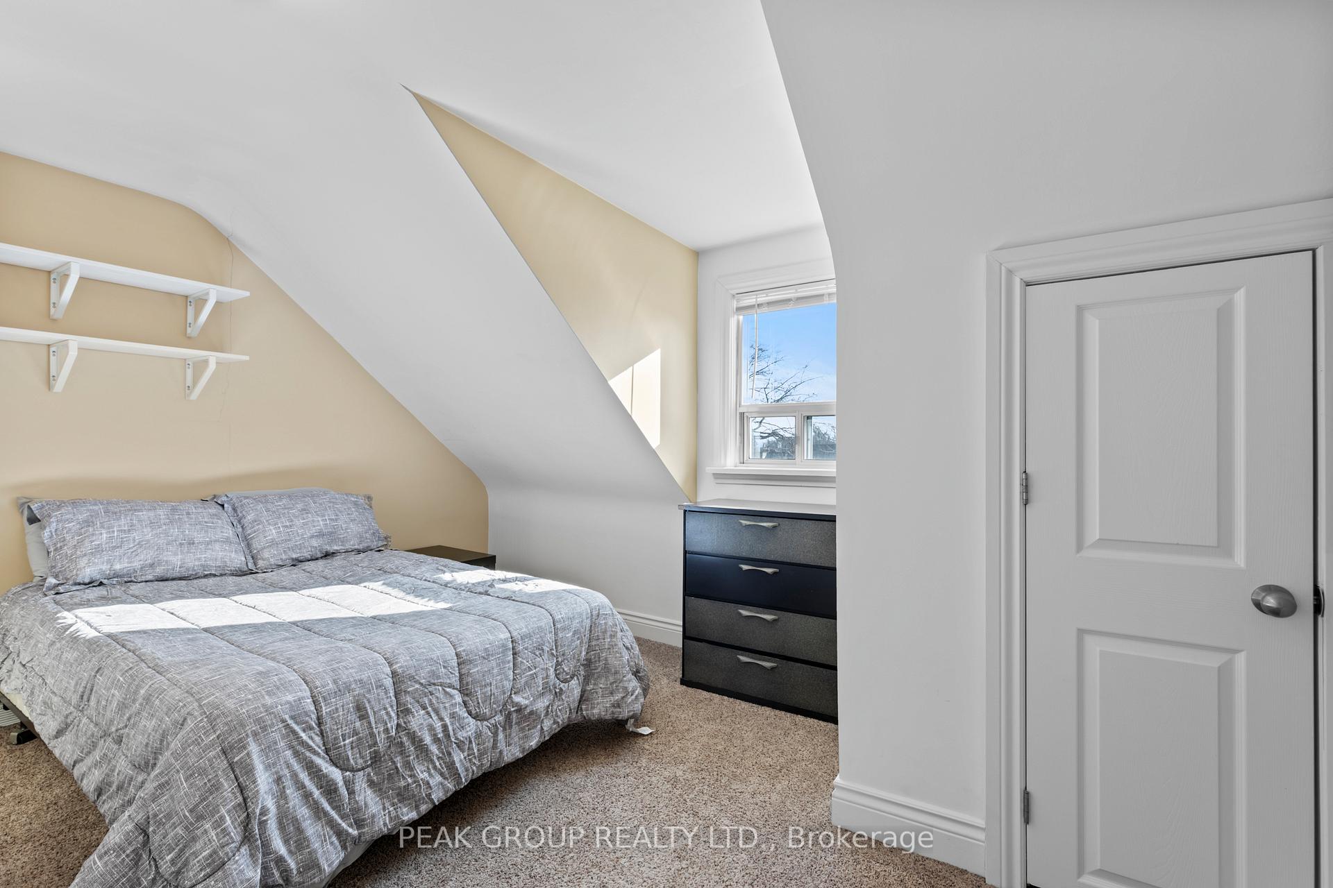 Photo 23 of 329 Scholfield Avenue S, Welland, Lincoln/Crowland — HOMEH
