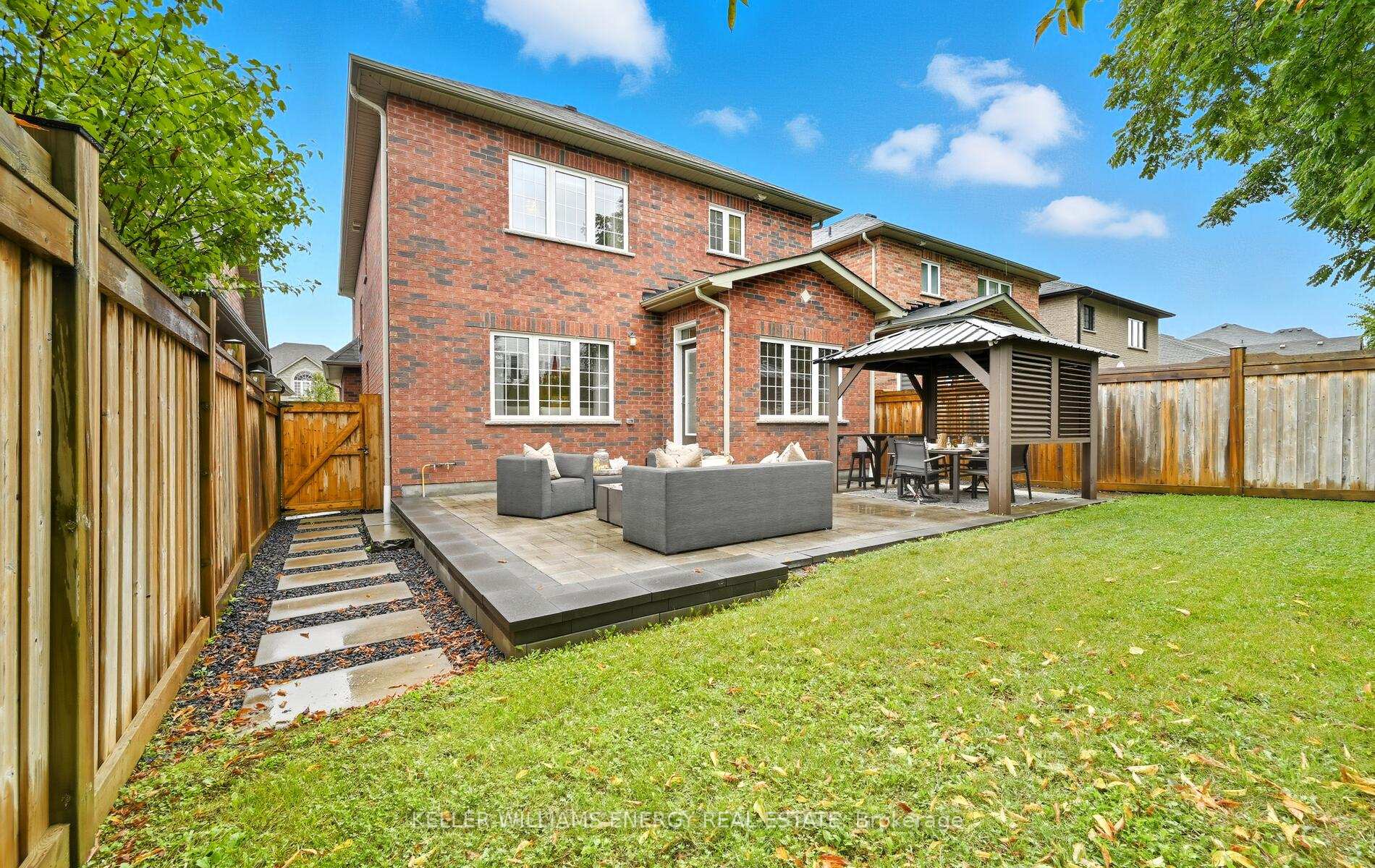 Photo 42 of 46 Nathan Avenue, Whitby, Brooklin — HOMEH