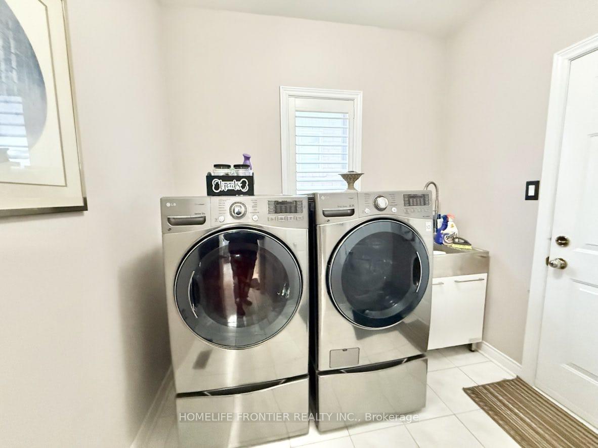 Photo 15 of 12 Sonley Drive, Whitby, Taunton North — HOMEH
