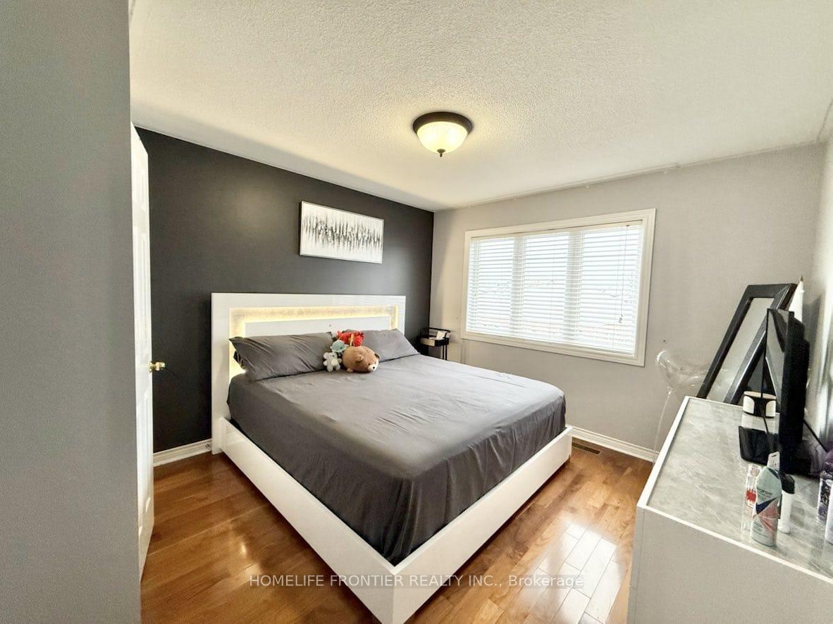 Photo 16 of 12 Sonley Drive, Whitby, Taunton North — HOMEH