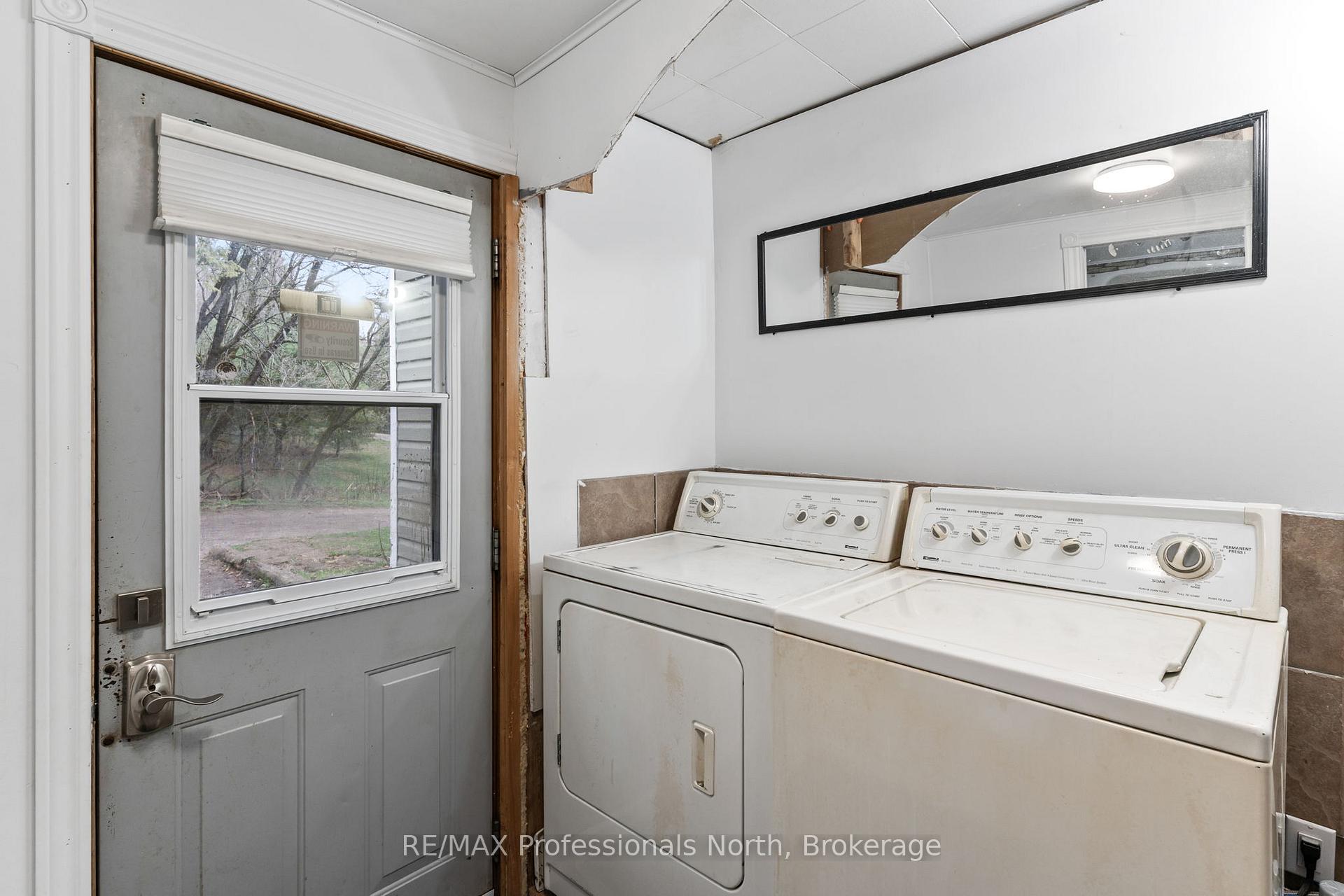 Photo 6 of 66 Faraday Street, Bancroft, Bancroft Ward — HOMEH