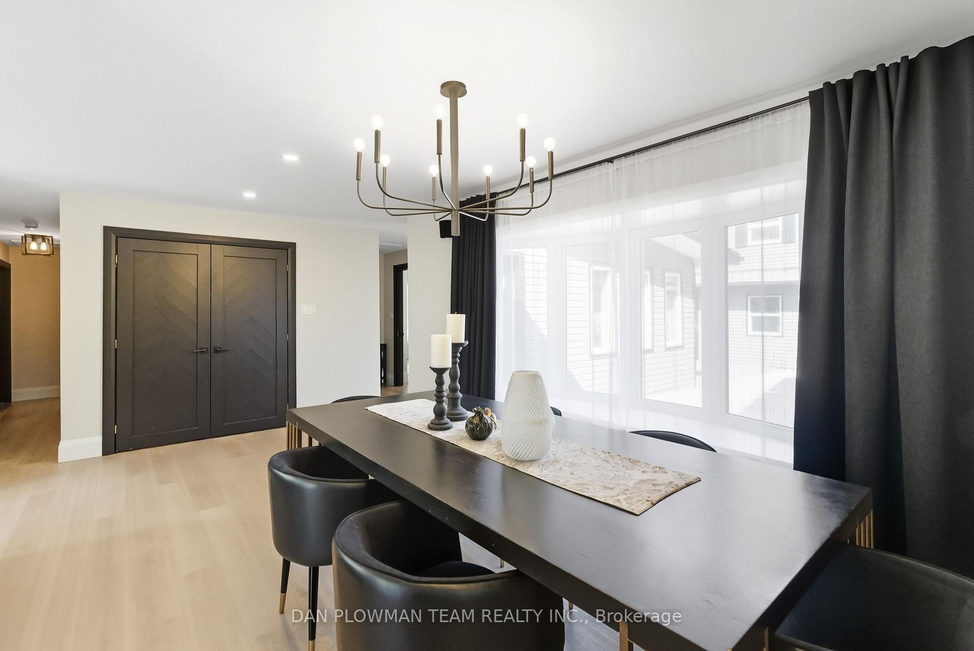 Photo 21 of 1007 Dunlop Street E, Whitby, Downtown Whitby — HOMEH