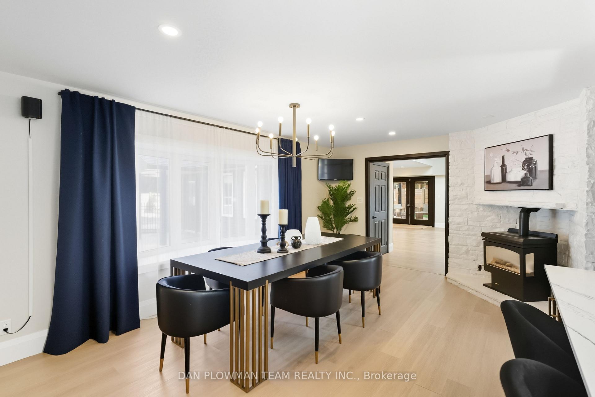 Photo 22 of 1007 Dunlop Street E, Whitby, Downtown Whitby — HOMEH
