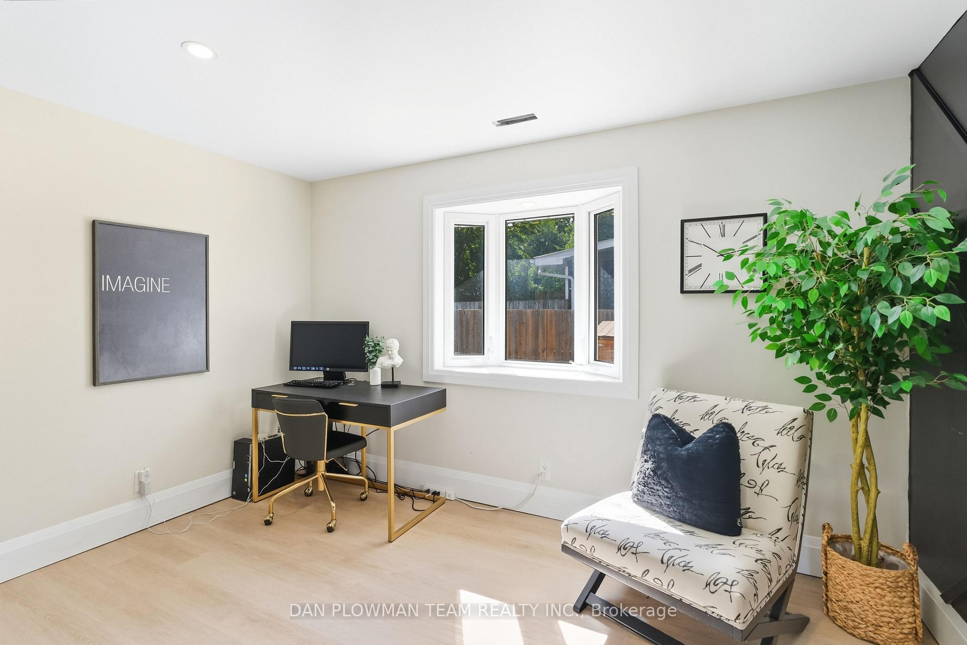 Photo 24 of 1007 Dunlop Street E, Whitby, Downtown Whitby — HOMEH