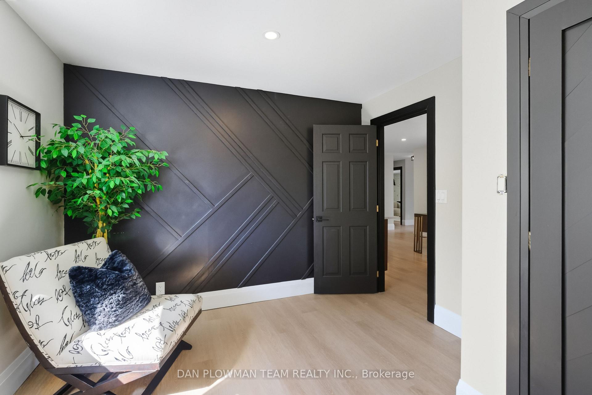 Photo 26 of 1007 Dunlop Street E, Whitby, Downtown Whitby — HOMEH