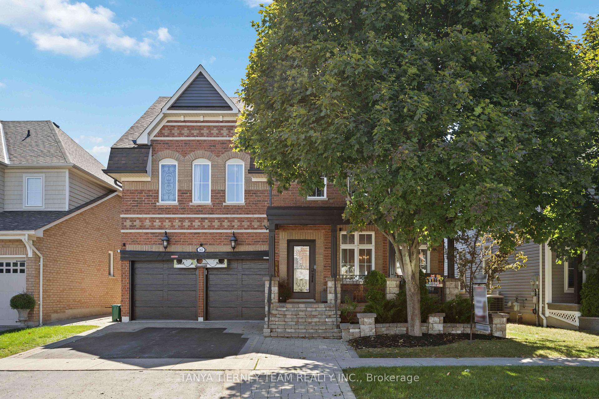 Front of 161 Carnwith Drive W