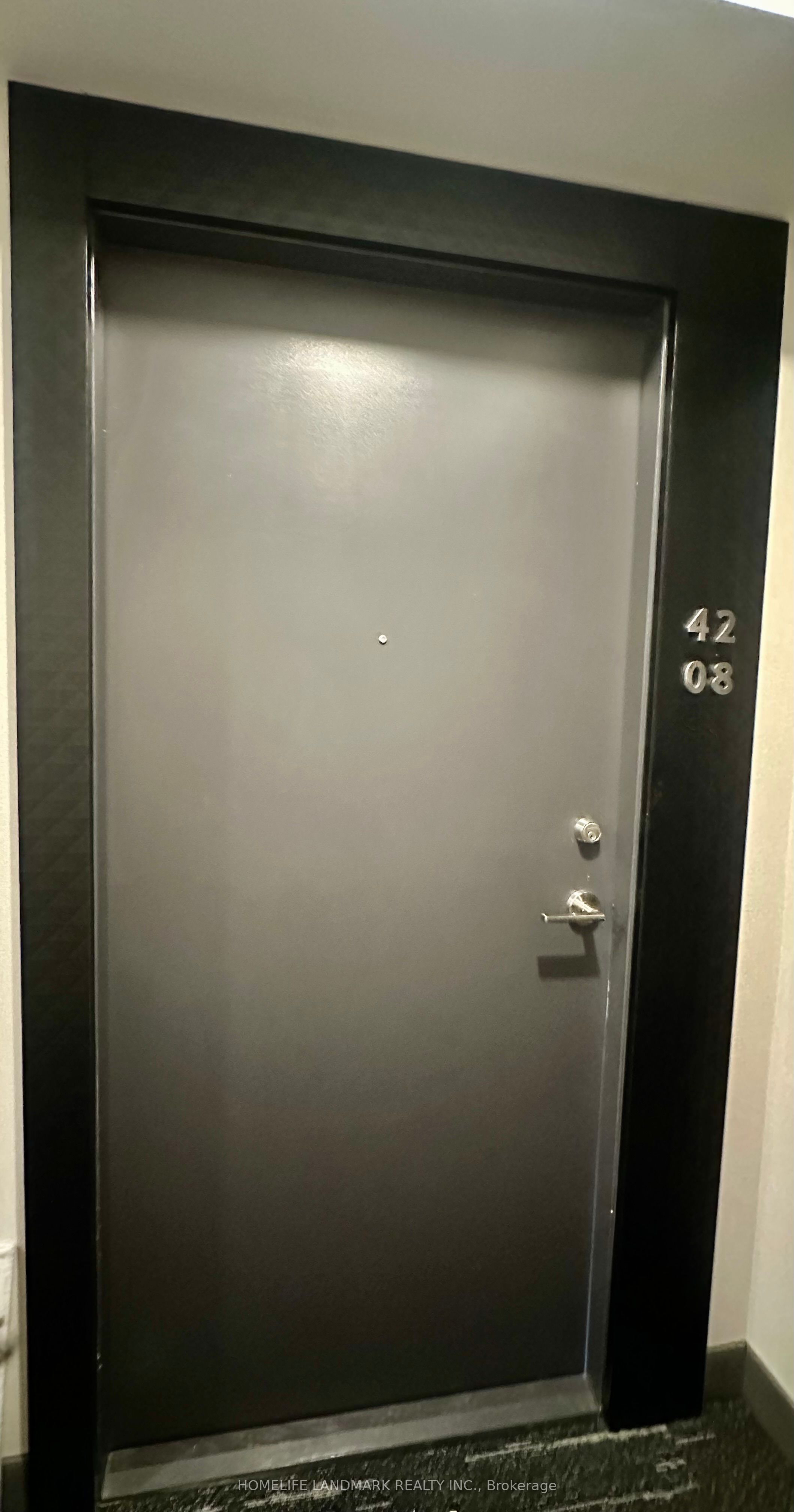 Photo 2 of Unit 4208, 8 Wellesley Street W, Toronto, Bay Street Corridor — HOMEH