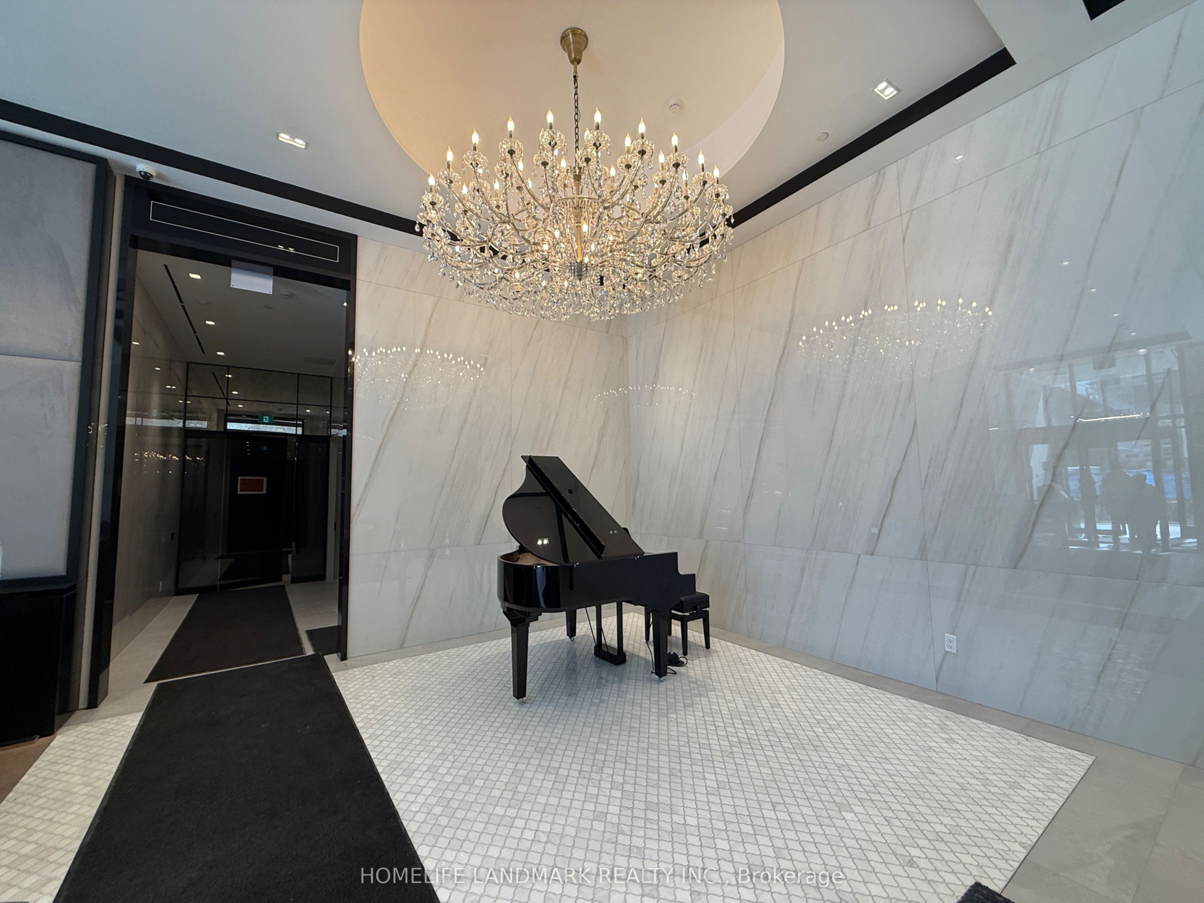 Photo 32 of Unit 4208, 8 Wellesley Street W, Toronto, Bay Street Corridor — HOMEH