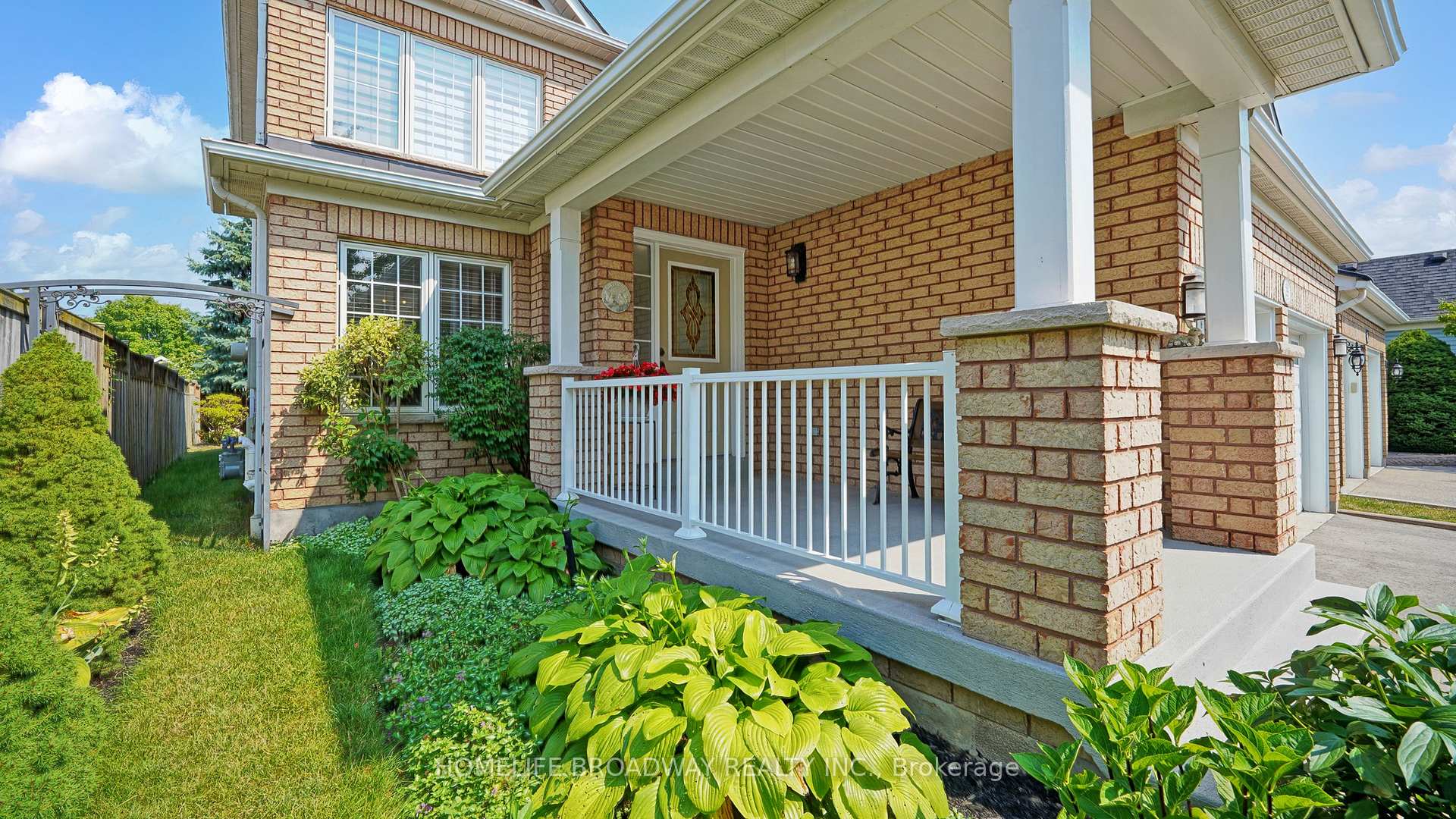 Photo 2 of 25 Mullord Avenue, Ajax, South East — HOMEH