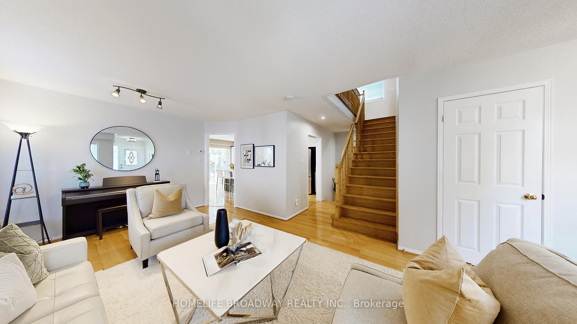 Photo 15 of 25 Mullord Avenue, Ajax, South East — HOMEH
