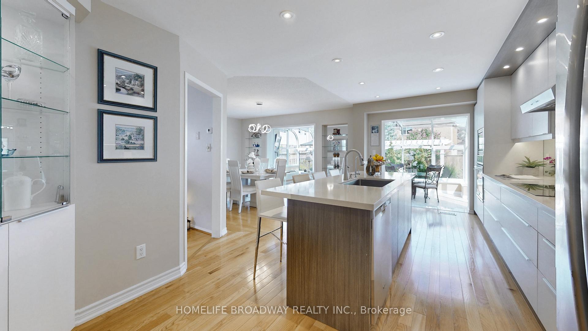 Photo 11 of 25 Mullord Avenue, Ajax, South East — HOMEH