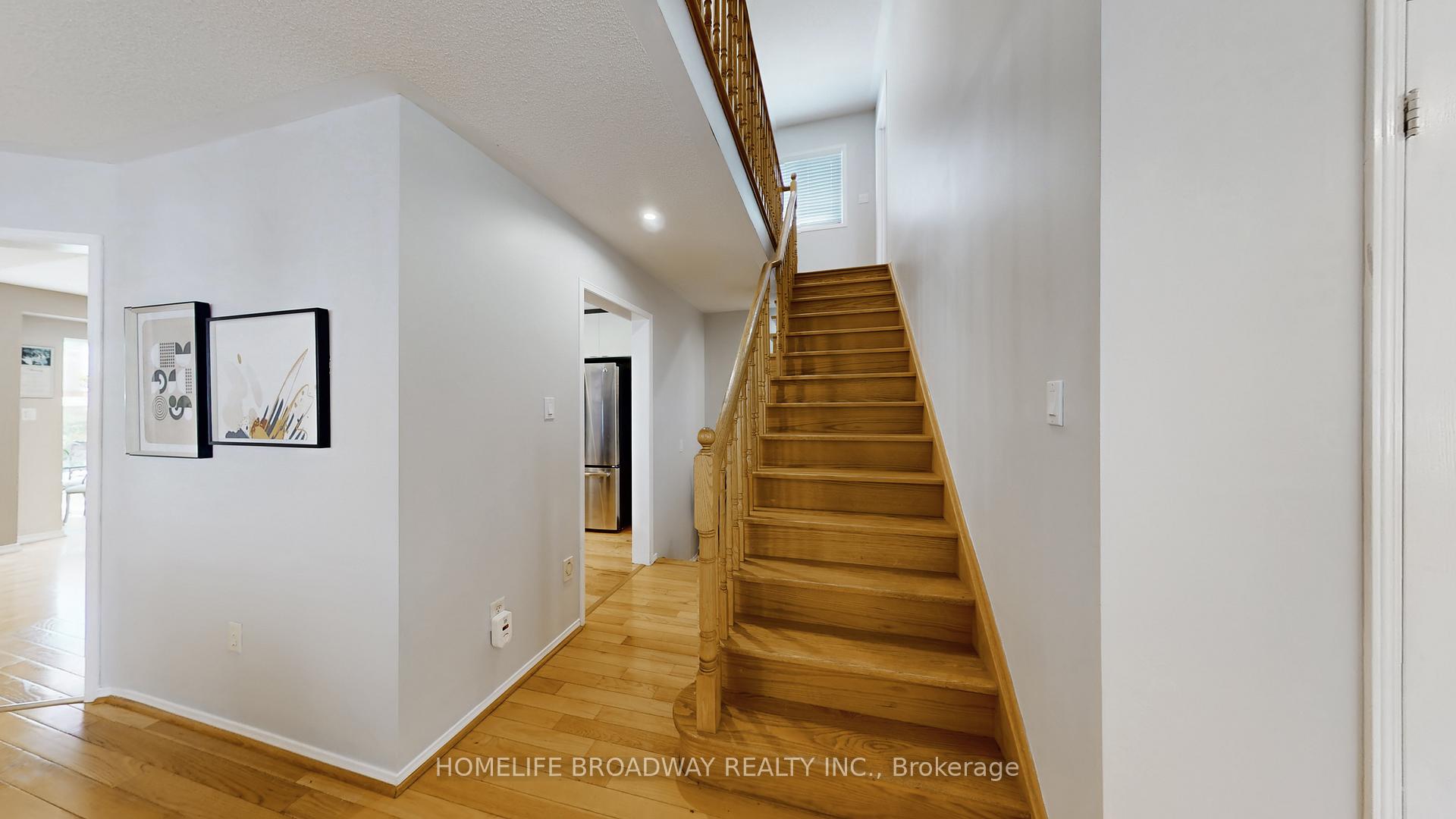 Photo 31 of 25 Mullord Avenue, Ajax, South East — HOMEH