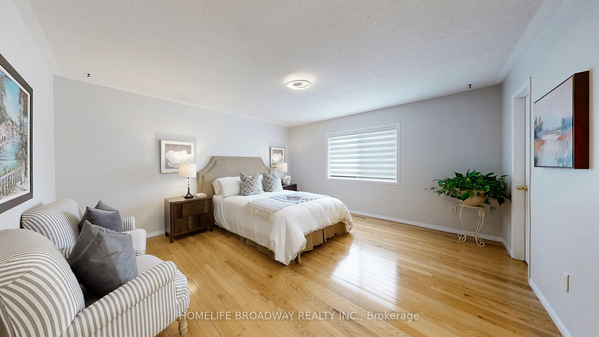 Photo 22 of 25 Mullord Avenue, Ajax, South East — HOMEH