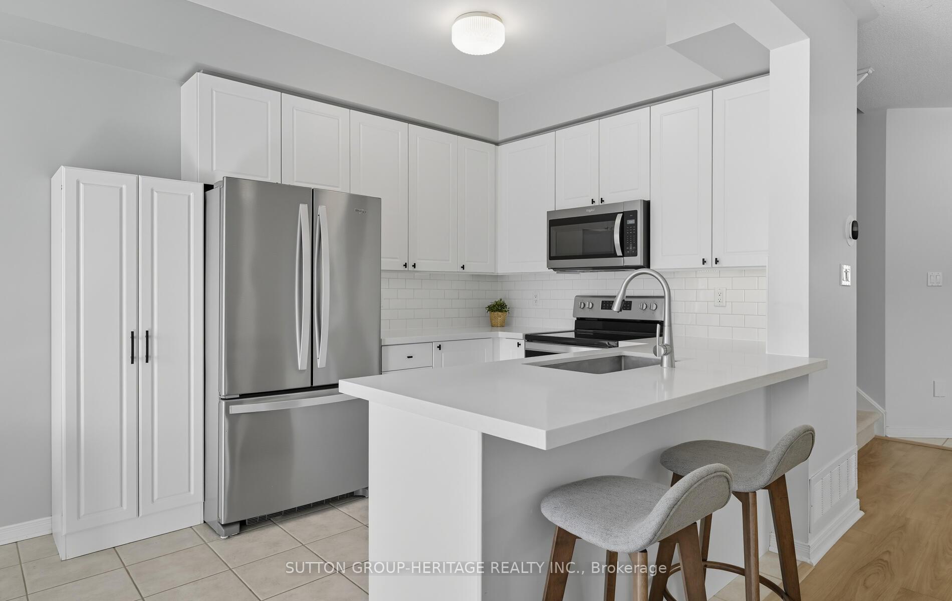 Photo 9 of 9 Bliss Court, Whitby, Port Whitby — HOMEH