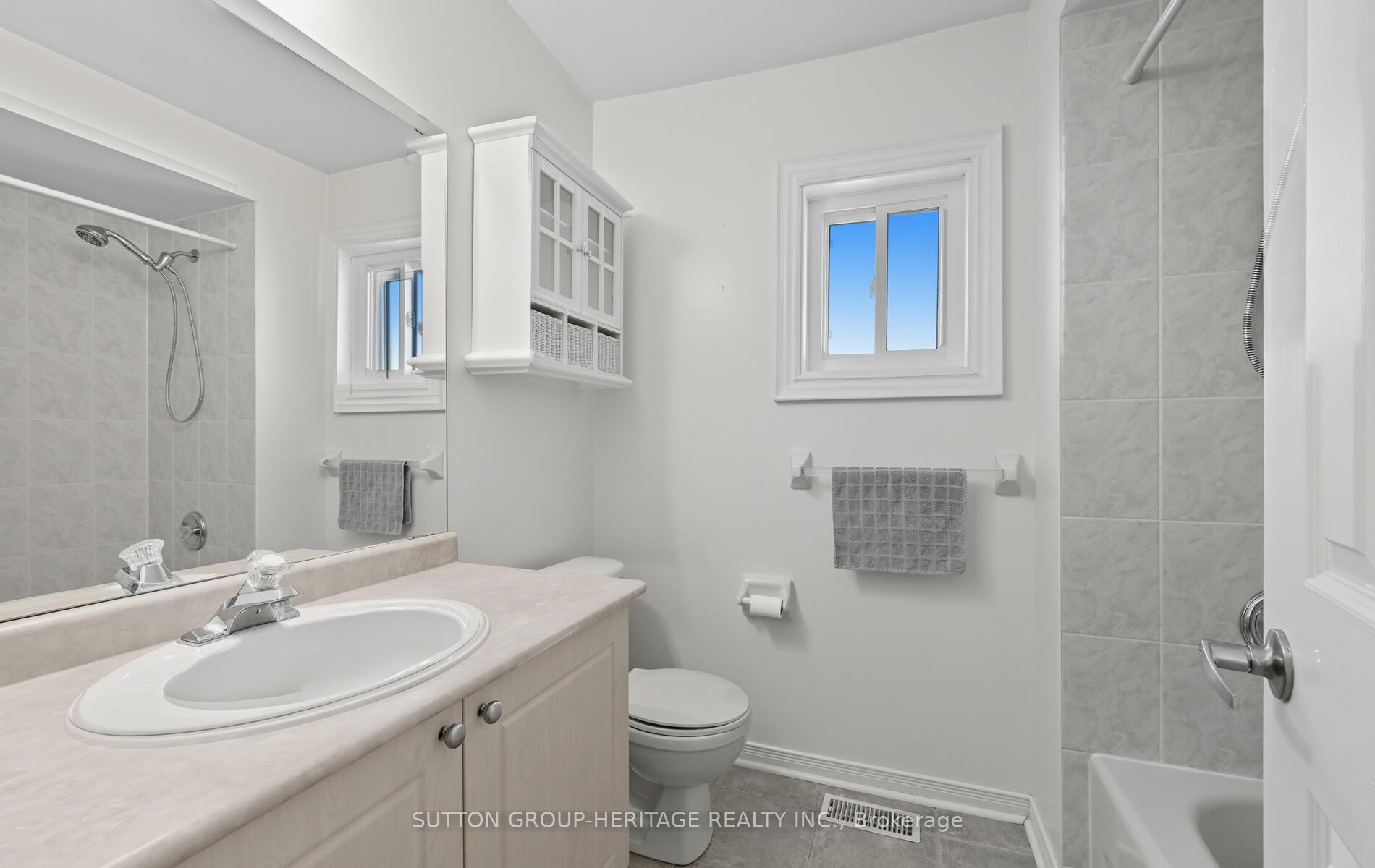 Photo 23 of 9 Bliss Court, Whitby, Port Whitby — HOMEH
