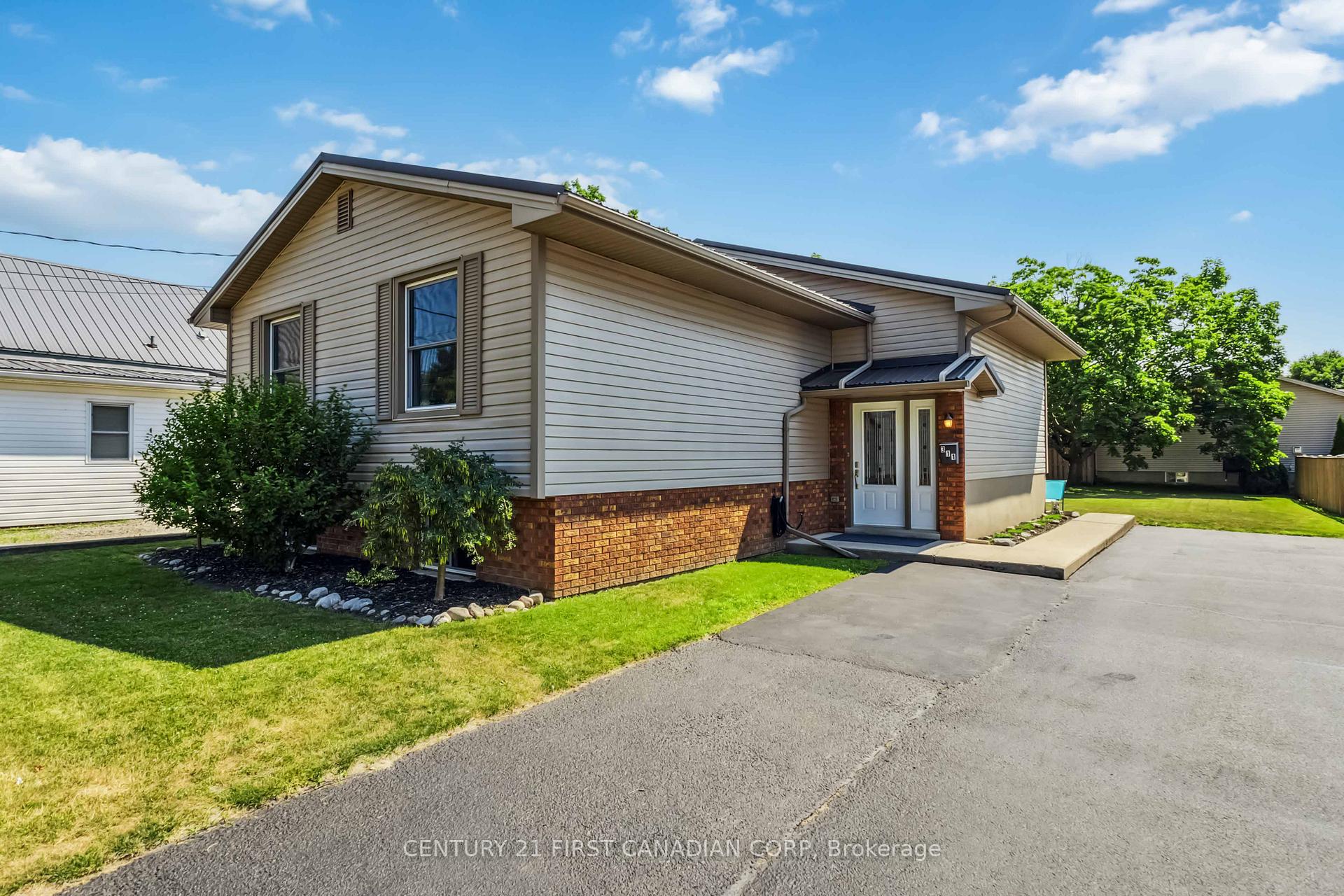 Photo 2 of 311 John Street S, Aylmer — HOMEH