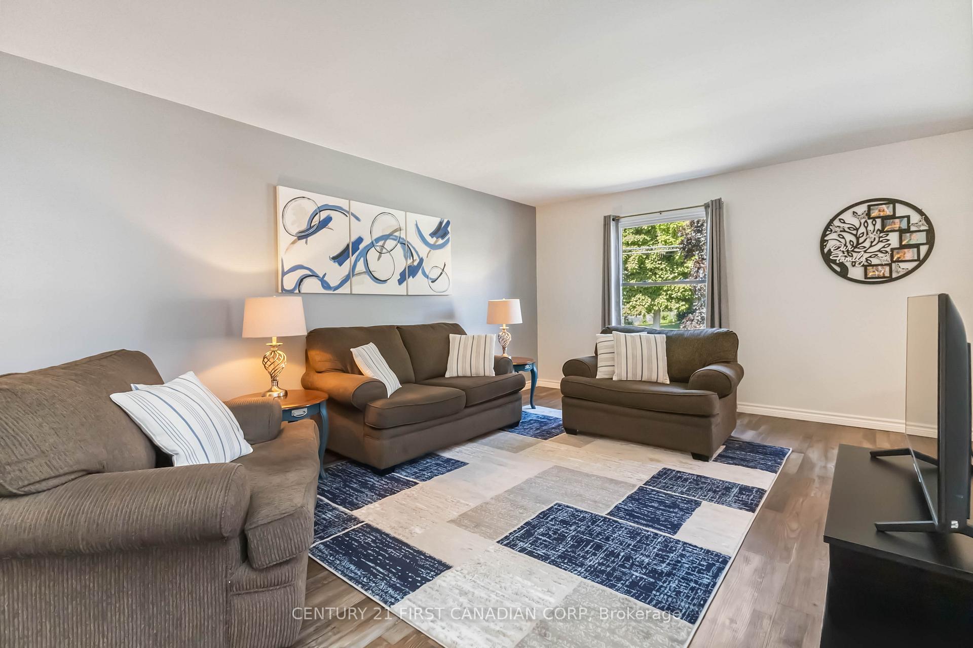 Photo 5 of 311 John Street S, Aylmer — HOMEH
