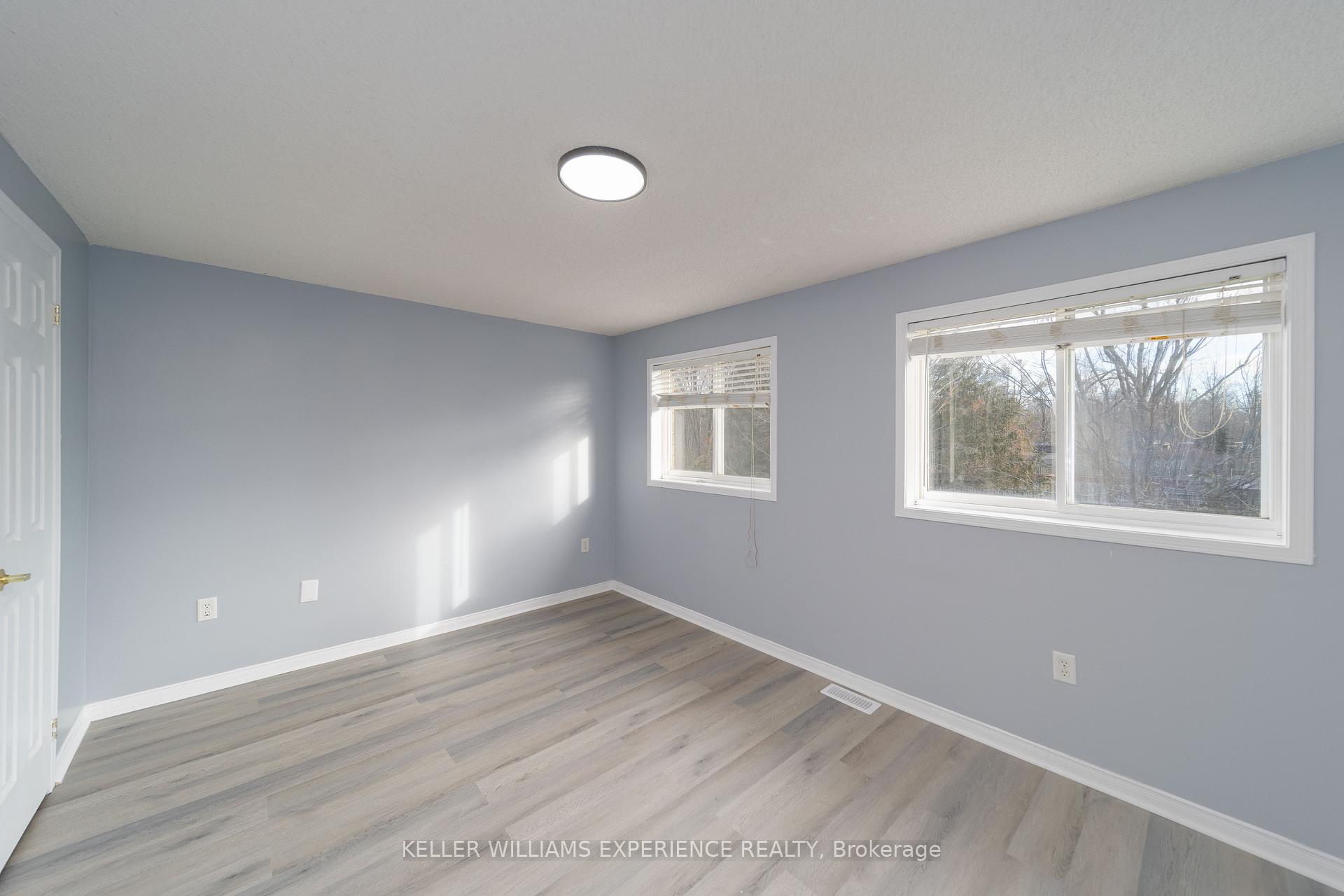 Photo 13 of Unit 27, 38 Kenwell Crescent, Barrie, Holly — HOMEH