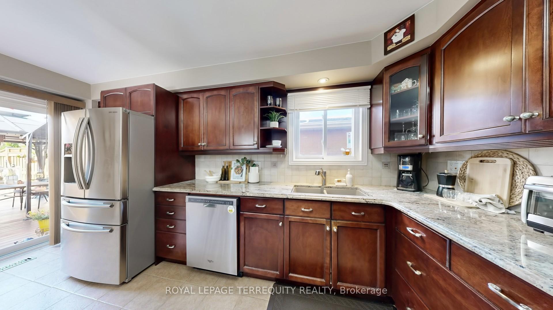 Photo 8 of 61 Jason Drive, Whitby, Pringle Creek — HOMEH