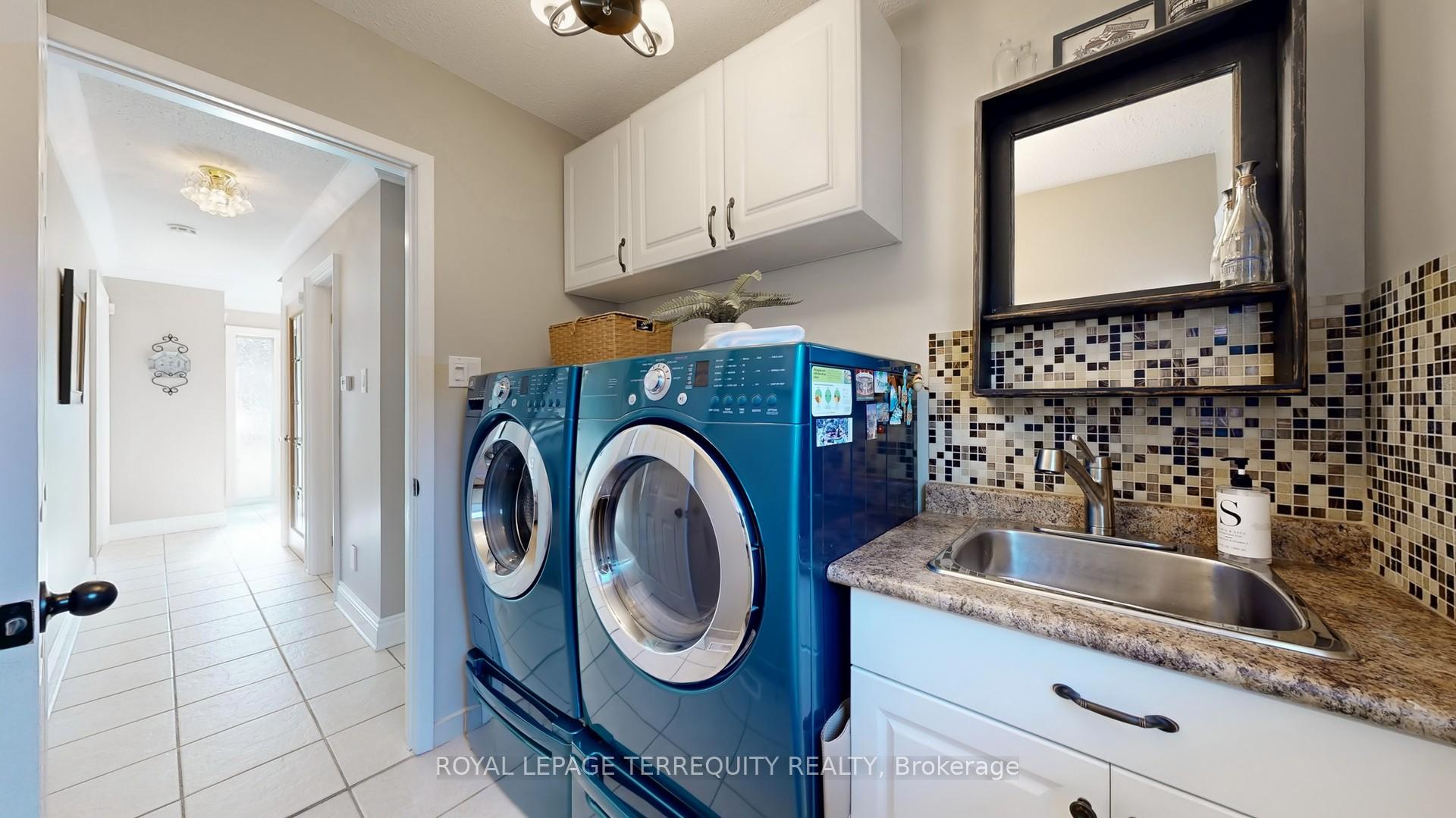 Photo 10 of 61 Jason Drive, Whitby, Pringle Creek — HOMEH