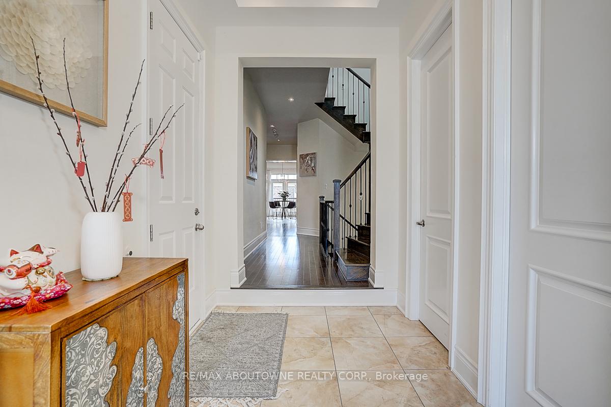Photo 3 of 65 Abner Miles Drive, Vaughan, Patterson — HOMEH