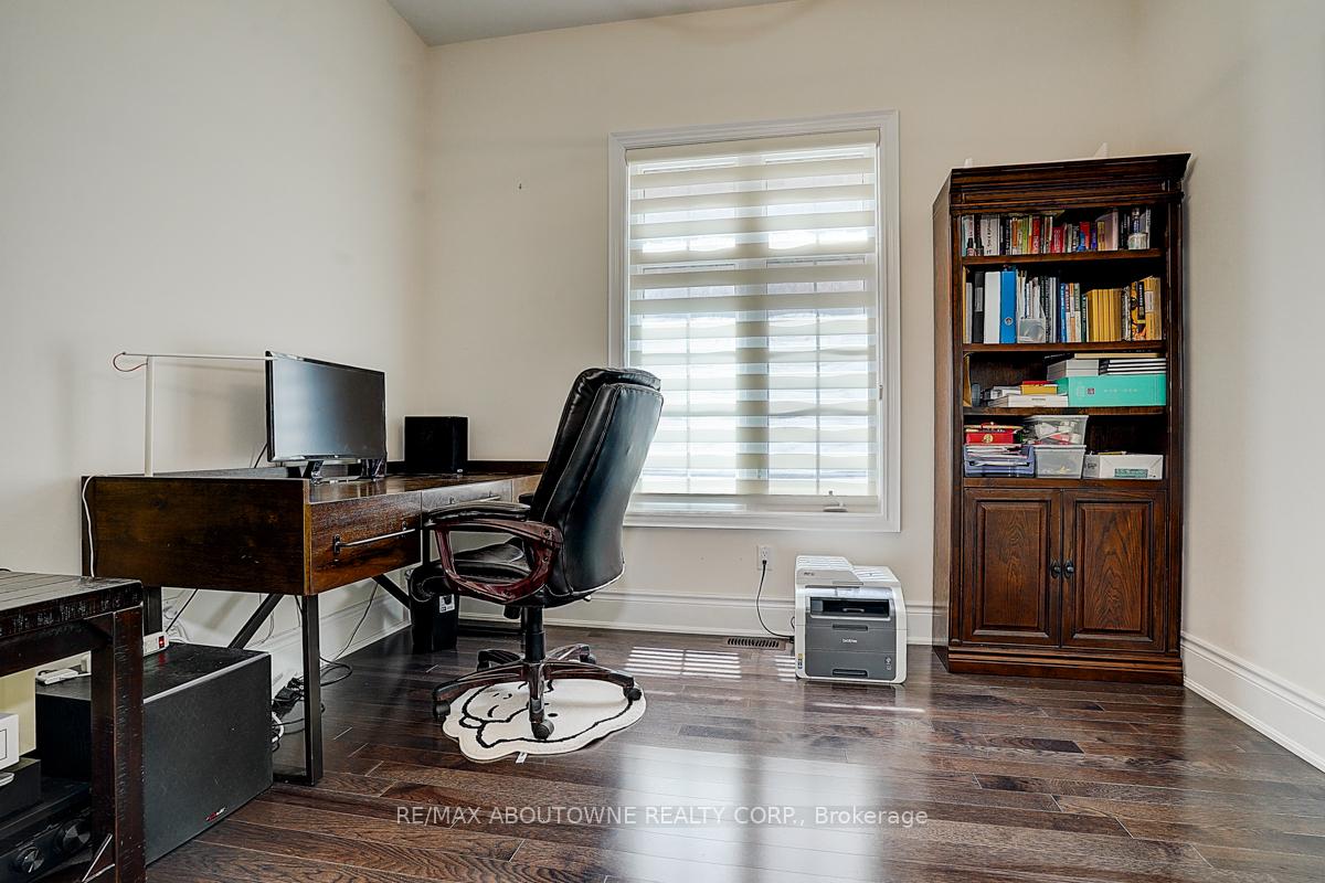 Photo 10 of 65 Abner Miles Drive, Vaughan, Patterson — HOMEH