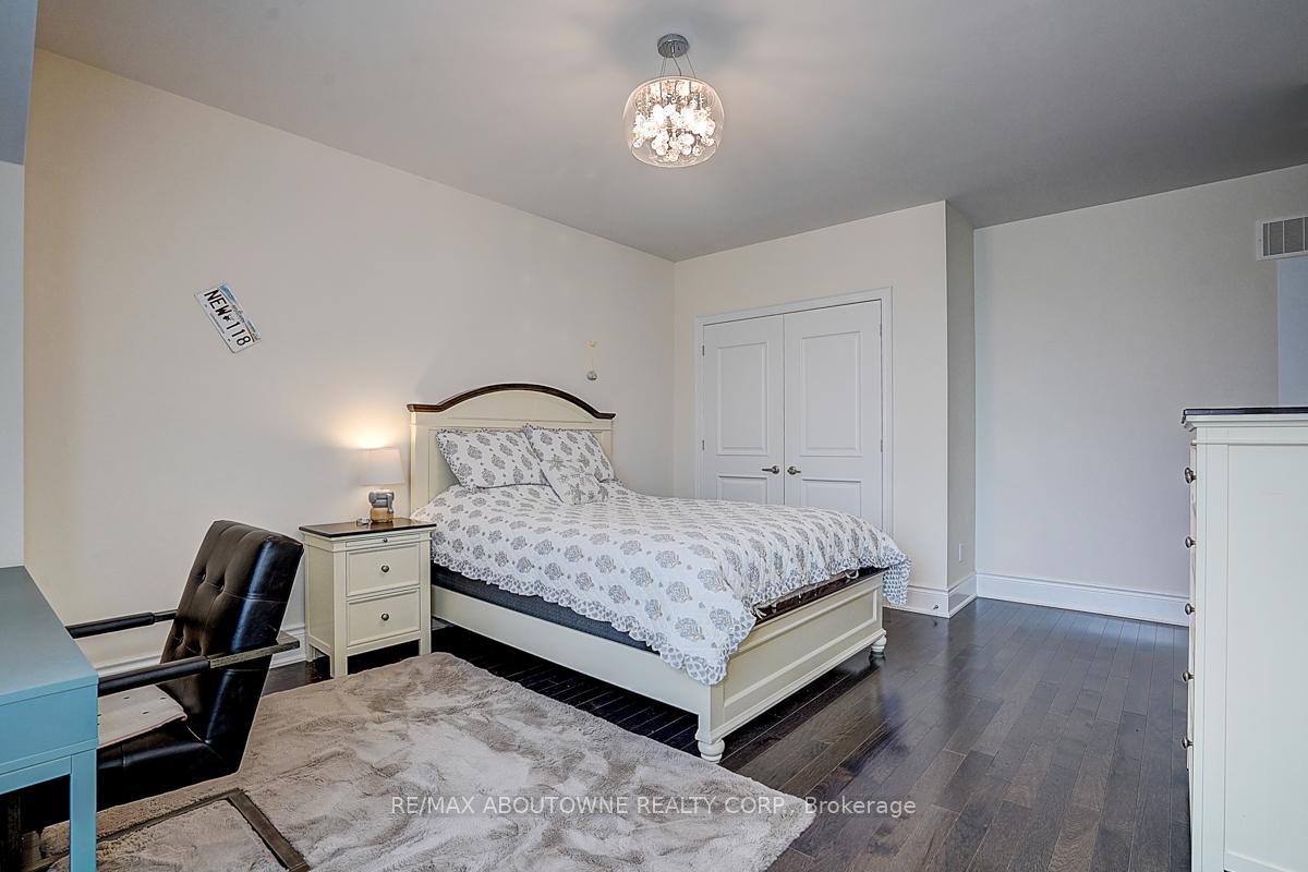 Photo 34 of 65 Abner Miles Drive, Vaughan, Patterson — HOMEH