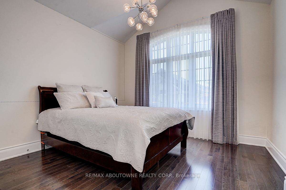 Photo 36 of 65 Abner Miles Drive, Vaughan, Patterson — HOMEH