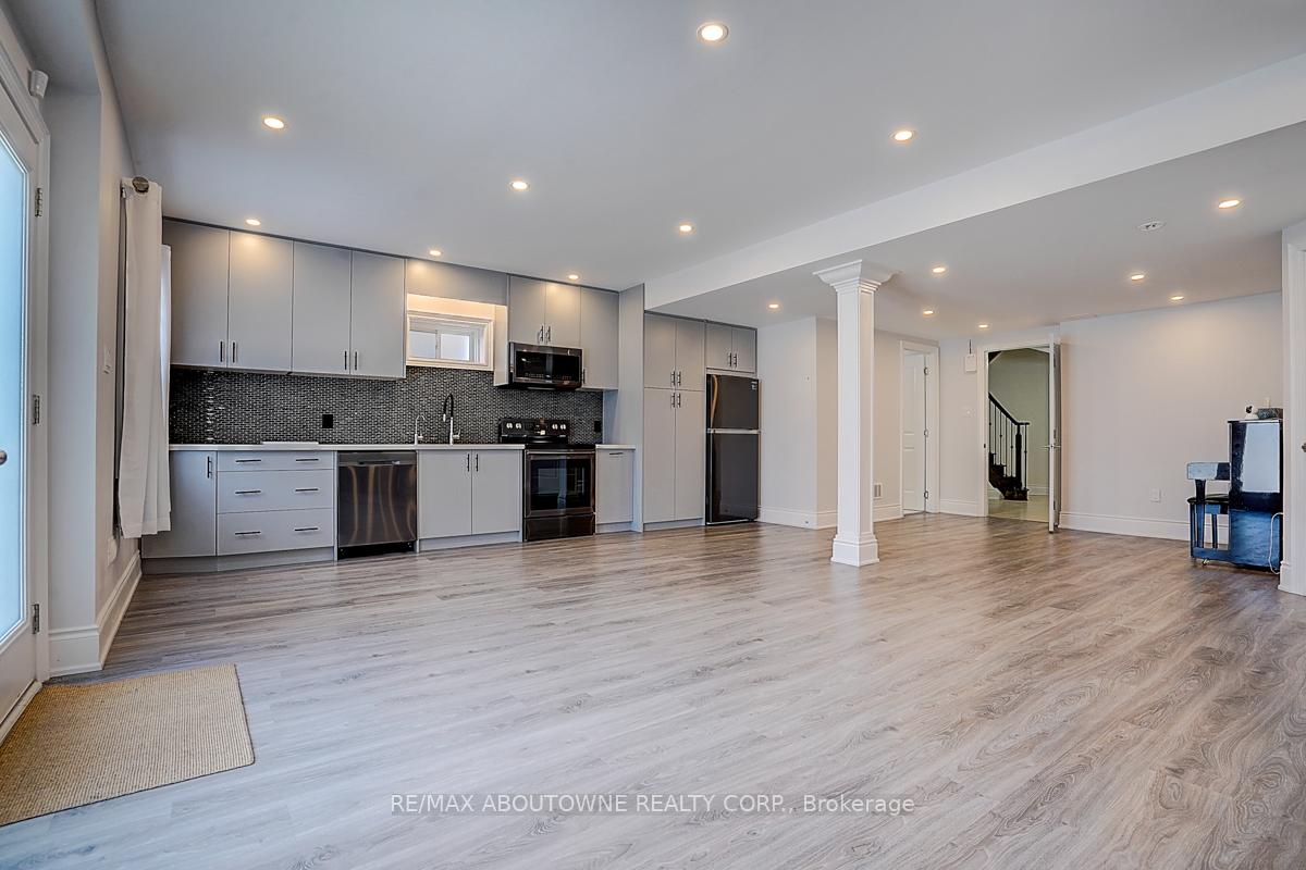 Photo 42 of 65 Abner Miles Drive, Vaughan, Patterson — HOMEH