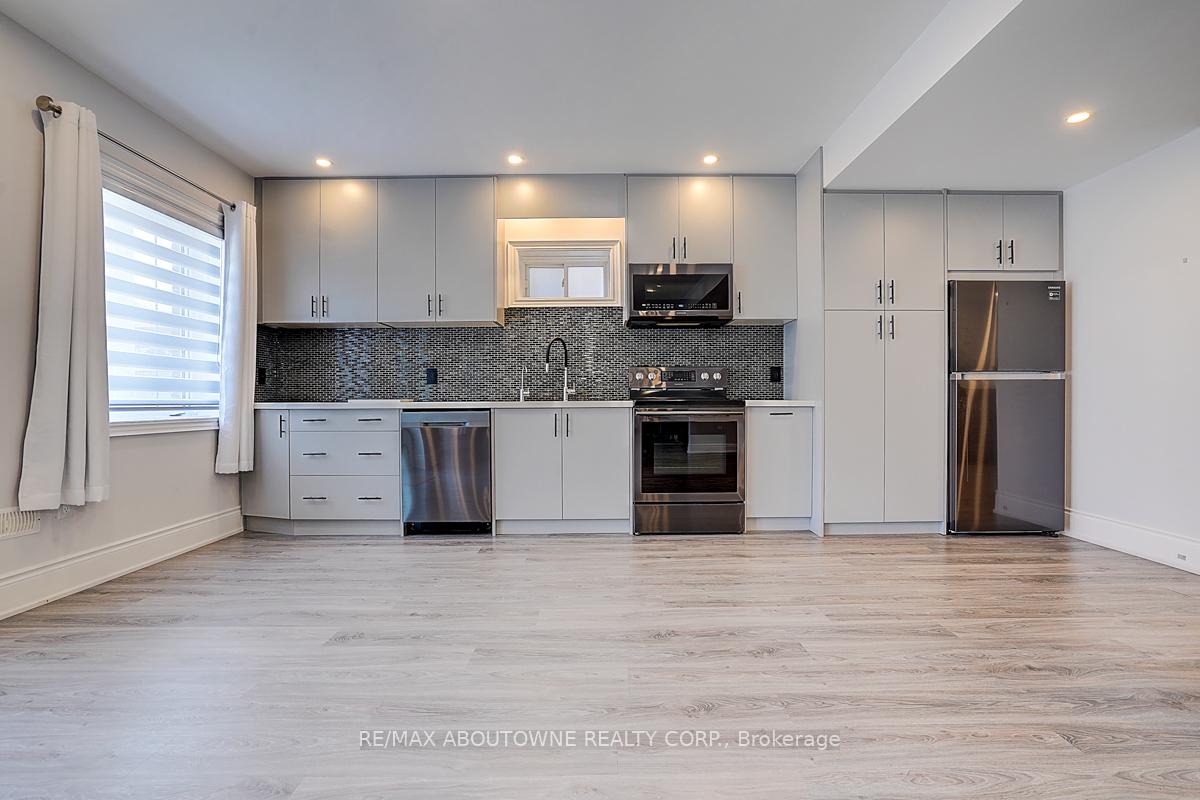 Photo 43 of 65 Abner Miles Drive, Vaughan, Patterson — HOMEH