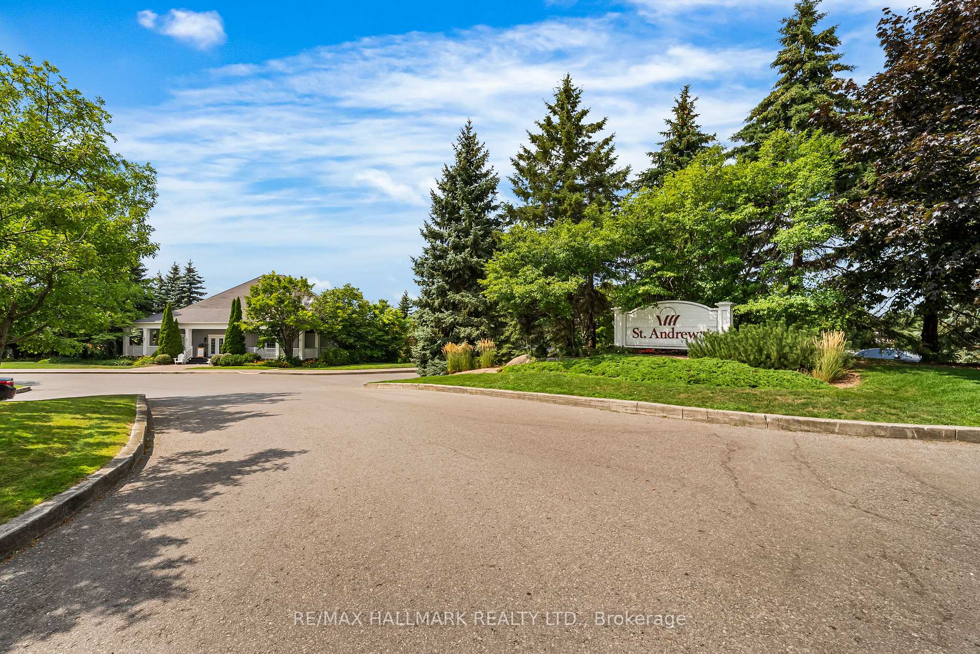 Photo 31 of 302 Pinnacle Trail, Aurora, Bayview Wellington — HOMEH