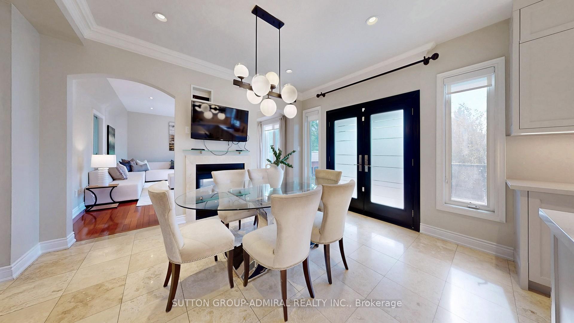 Photo 5 of 230 Flamingo Road, Vaughan, Uplands — HOMEH