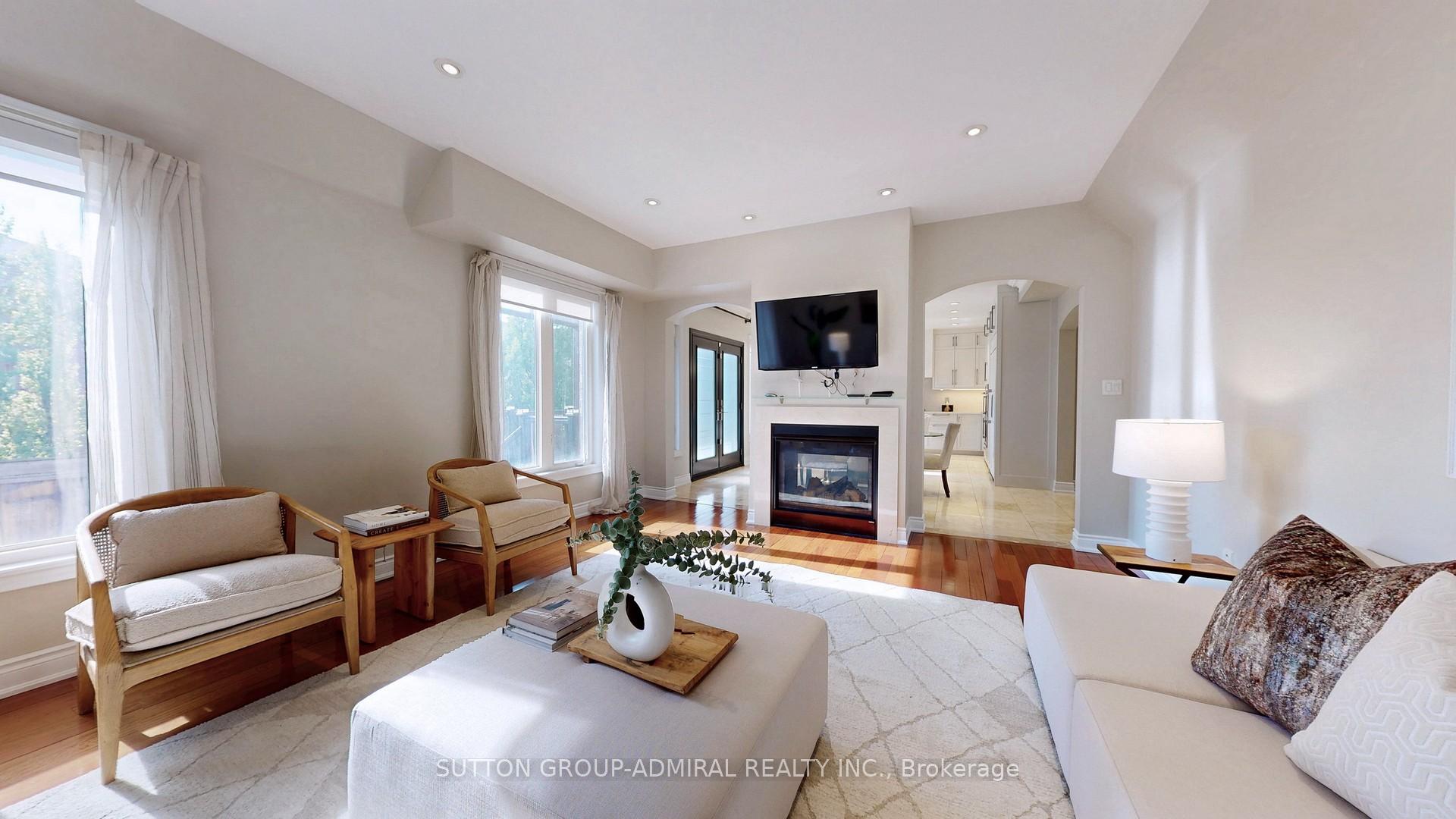 Photo 7 of 230 Flamingo Road, Vaughan, Uplands — HOMEH
