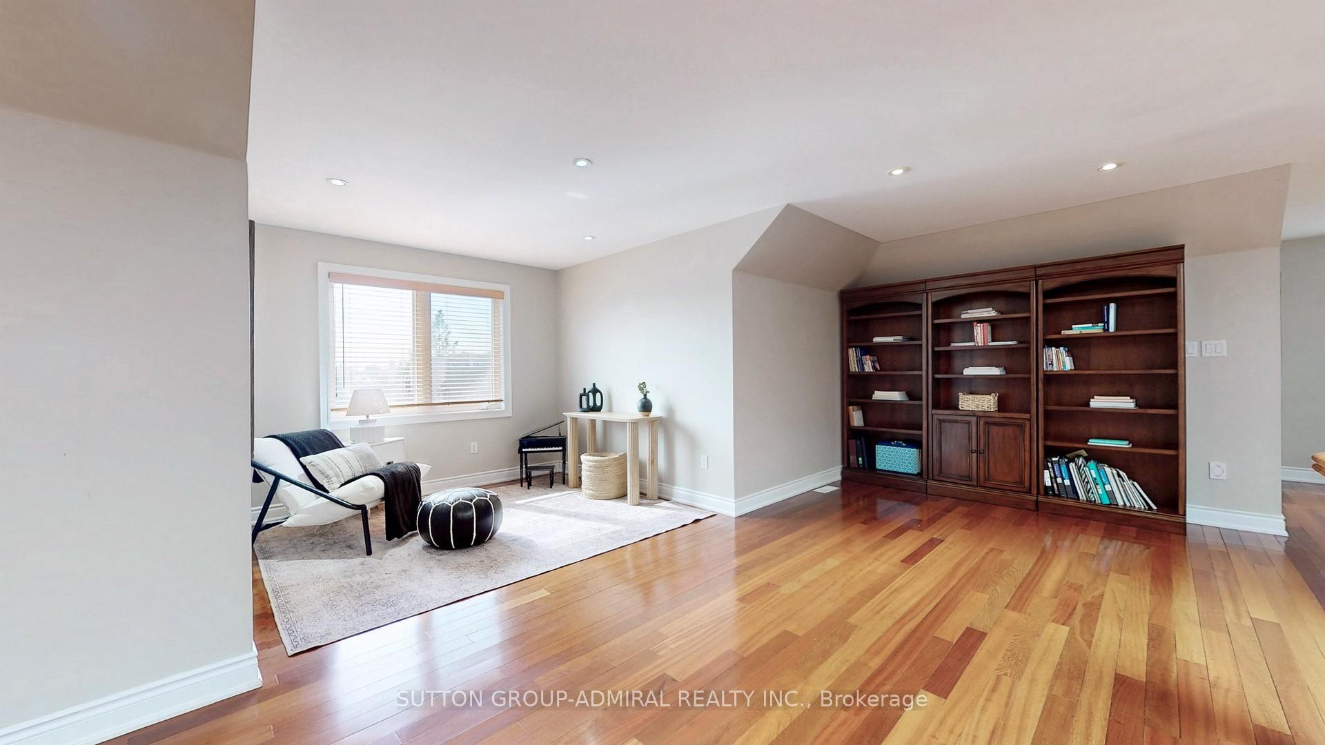 Photo 31 of 230 Flamingo Road, Vaughan, Uplands — HOMEH