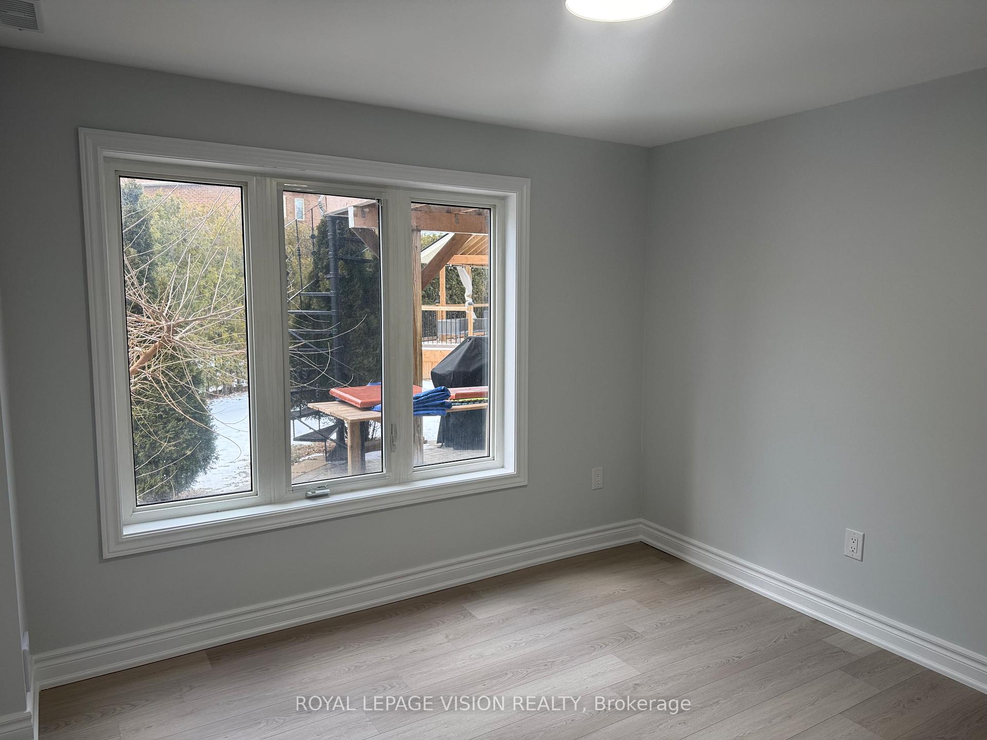 Photo 9 of Unit Basement, 26 Belfountain Drive, Whitby, Rolling Acres — HOMEH