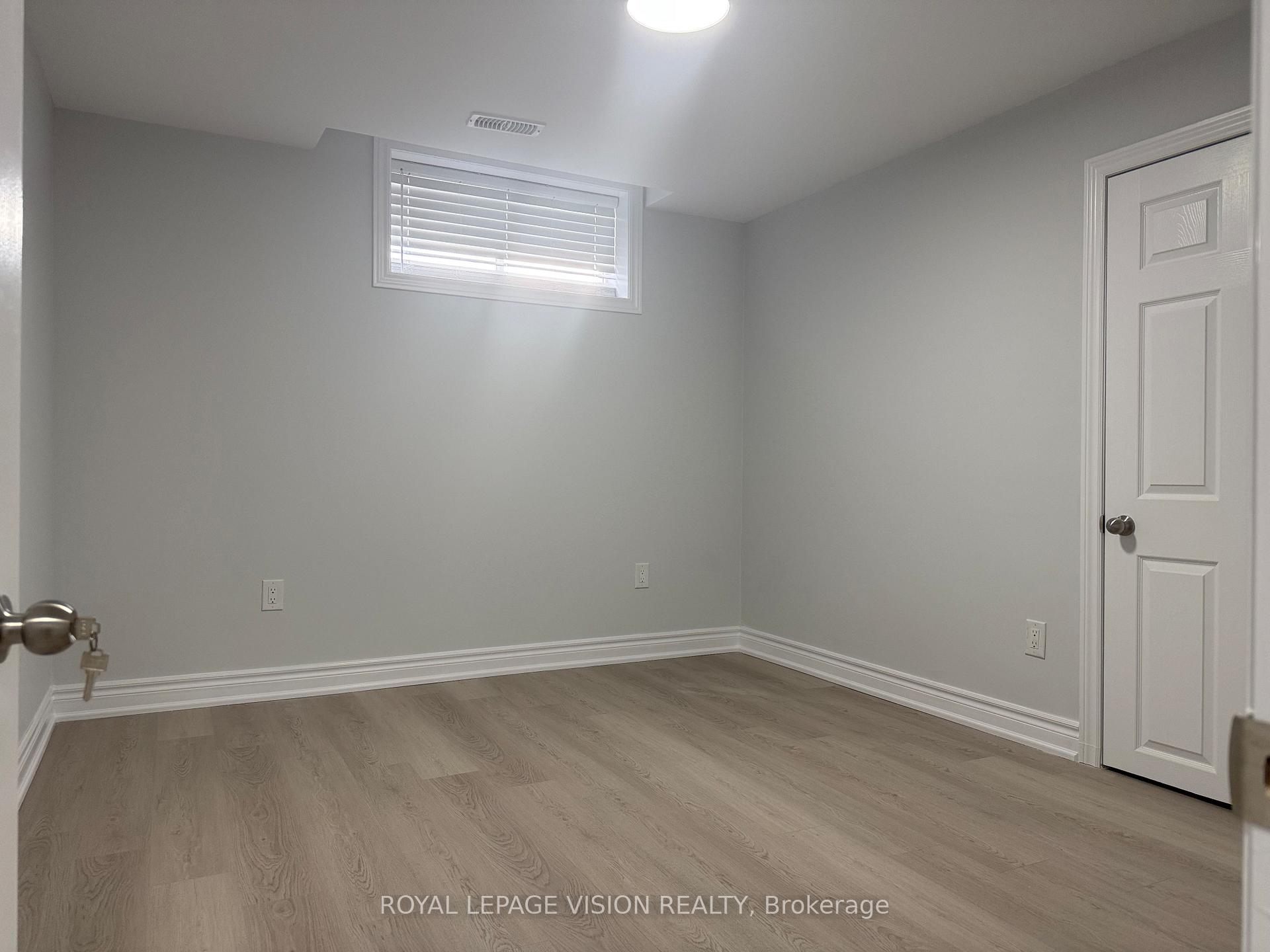 Photo 10 of Unit Basement, 26 Belfountain Drive, Whitby, Rolling Acres — HOMEH