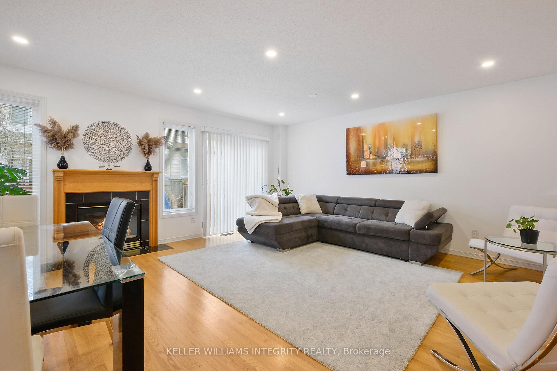 Photo 15 of 11 Santa Cruz, Ottawa, Riverview Park — HOMEH