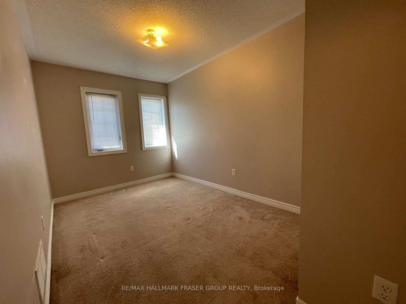 Photo 15 of 67 Brownridge Place, Whitby, Williamsburg — HOMEH