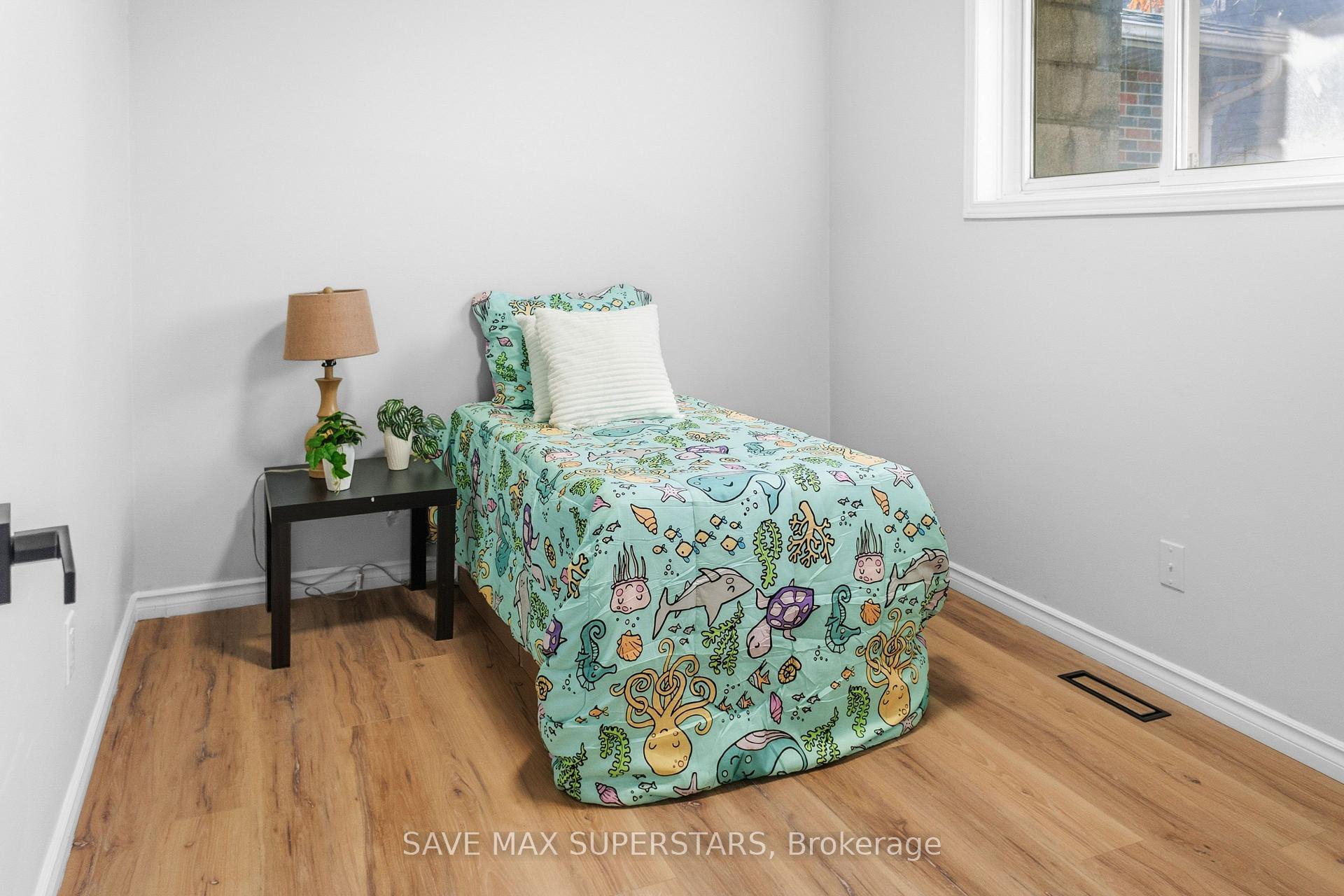 Photo 28 of 71 College Crescent, Barrie, Grove East — HOMEH