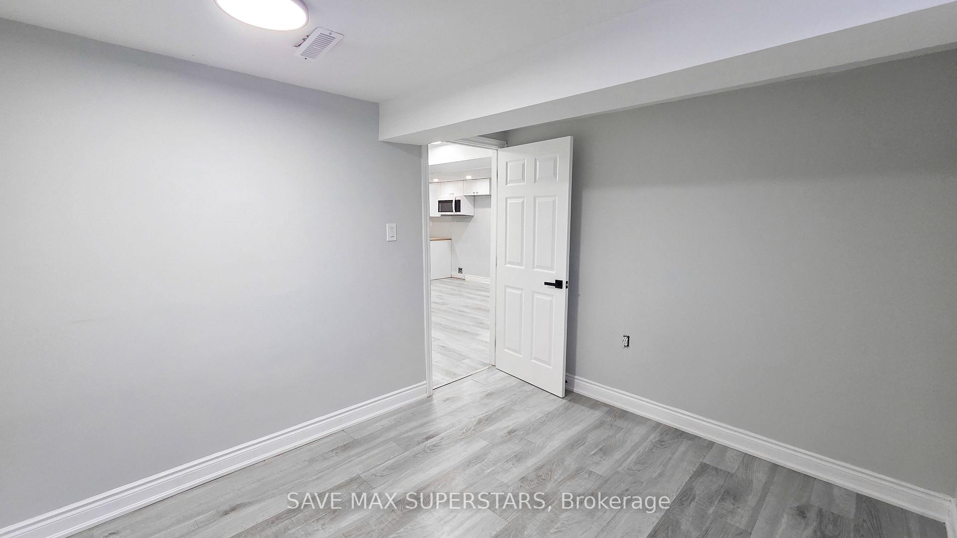 Photo 44 of 71 College Crescent, Barrie, Grove East — HOMEH