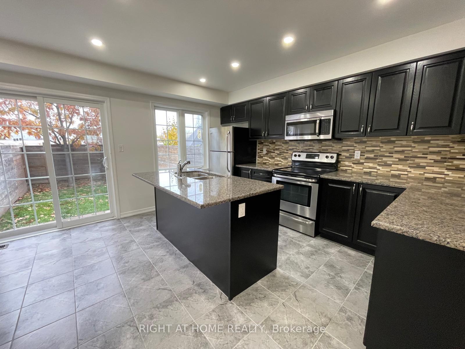 Photo 4 of 67 Magpie Way, Whitby, Blue Grass Meadows — HOMEH