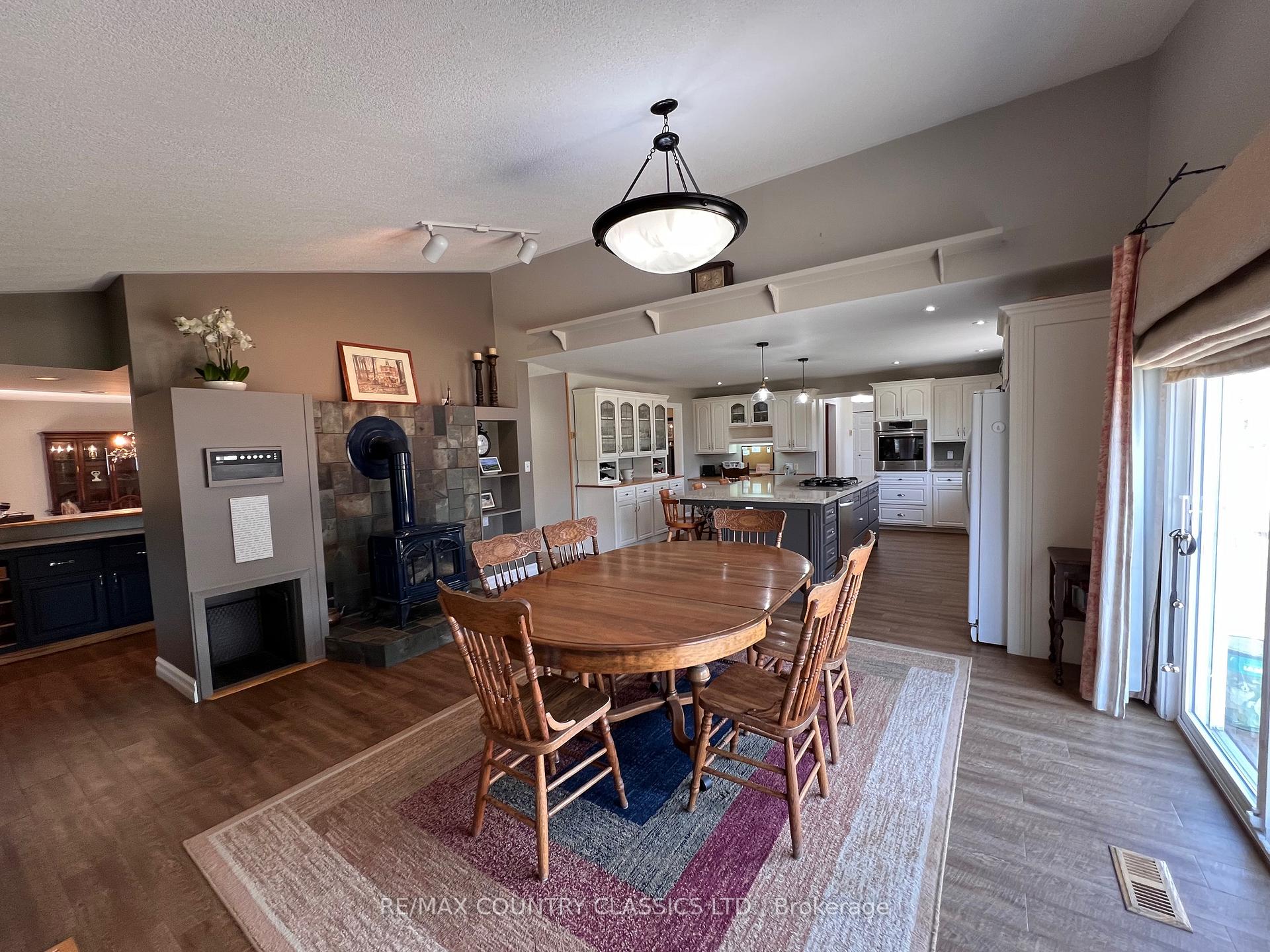 Photo 11 of 11 Golfview Drive, Bancroft, Bancroft Ward — HOMEH